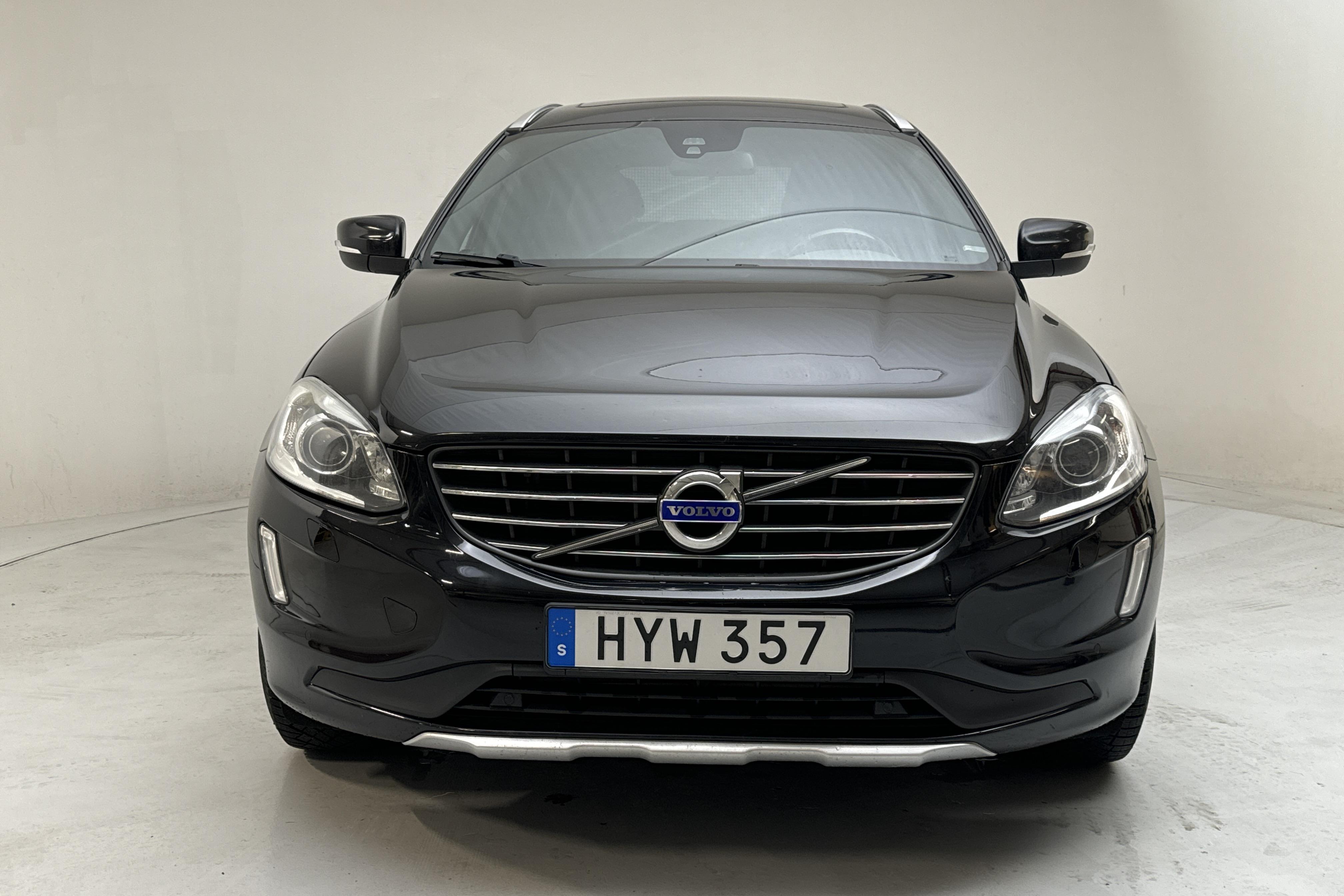 Volvo XC60 D4 2WD (181hk) - 269 310 km - Manual - black - 2015