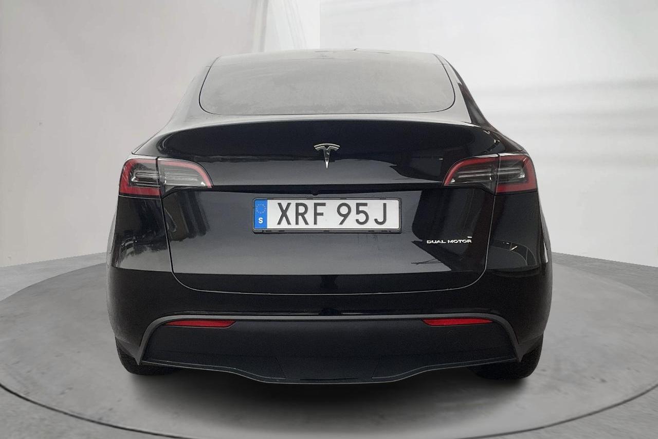 Tesla Model Y Long Range Dual Motor AWD - 20 760 km - Automatic - black - 2023