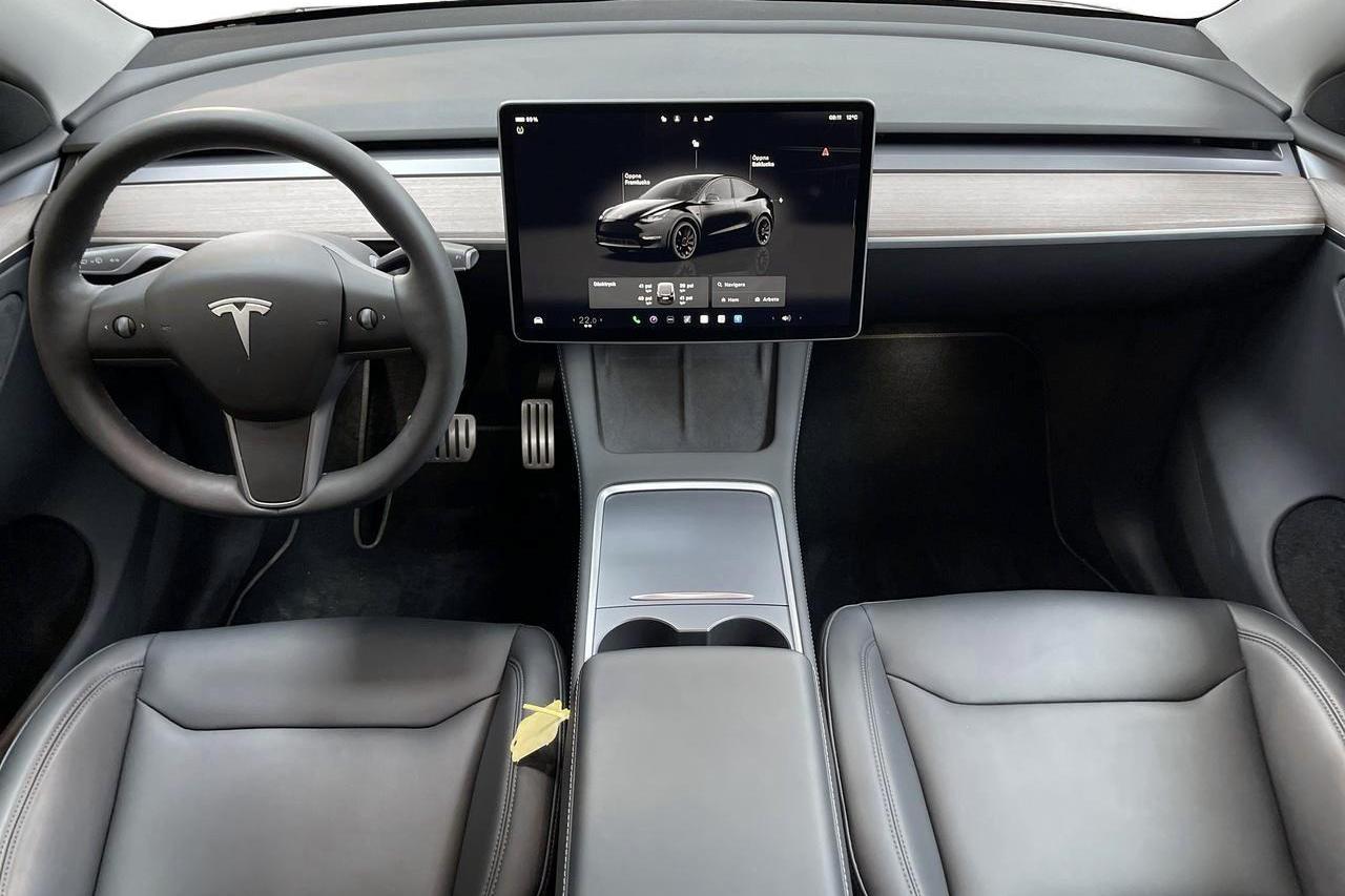 Tesla Model Y Performance Dual Motor AWD - 15 150 km - Automatyczna - czarny - 2024