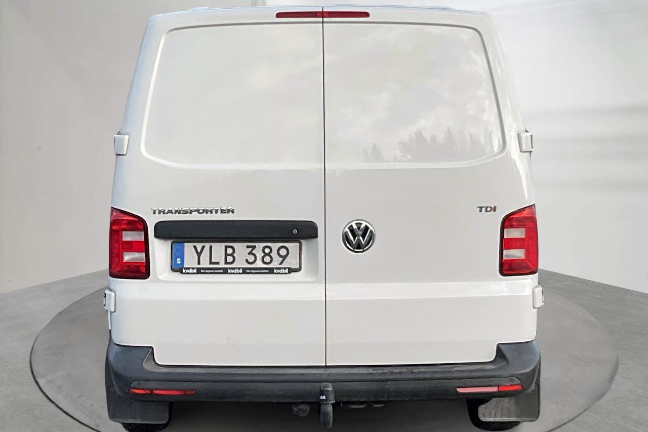 VW Transporter T6 2.0 TDI BMT Skåp (150hk) - 188 910 km - Manualna - biały - 2017