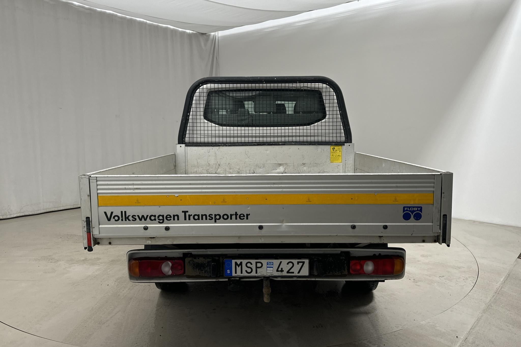 VW Transporter T5 2.0 TDI Pickup (102hk) - 199 550 km - Manualna - biały - 2012