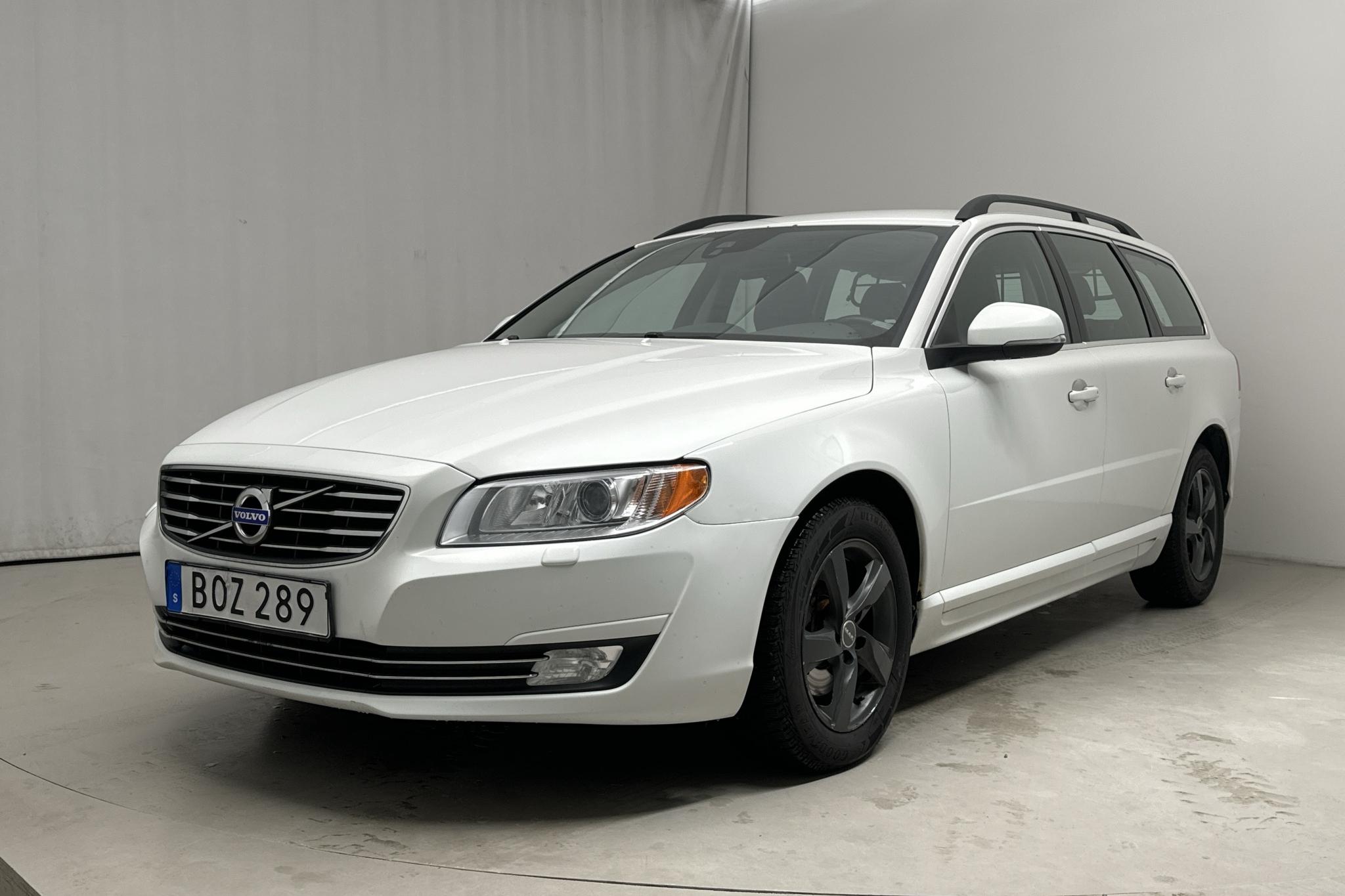 Volvo V70 II D4 (181hk) - 23 482 mil - Automat - vit - 2014