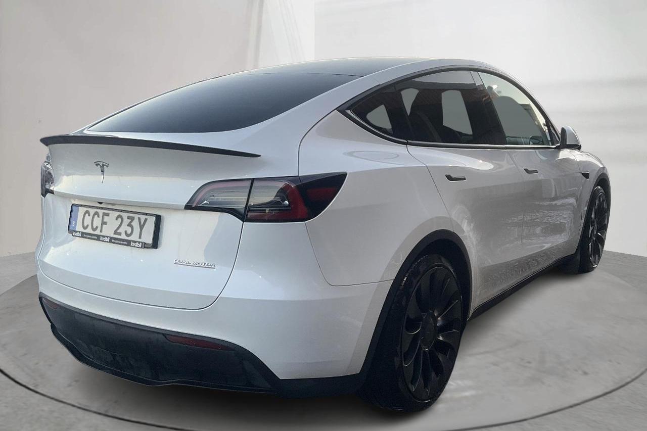 Tesla Model Y Performance Dual Motor AWD - 2 213 mil - Automat - vit - 2023