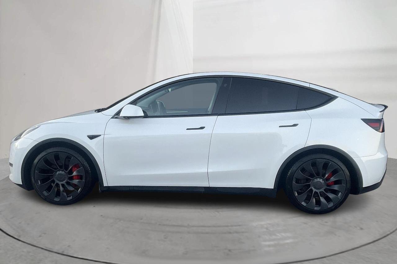 Tesla Model Y Performance Dual Motor AWD - 2 213 mil - Automat - vit - 2023