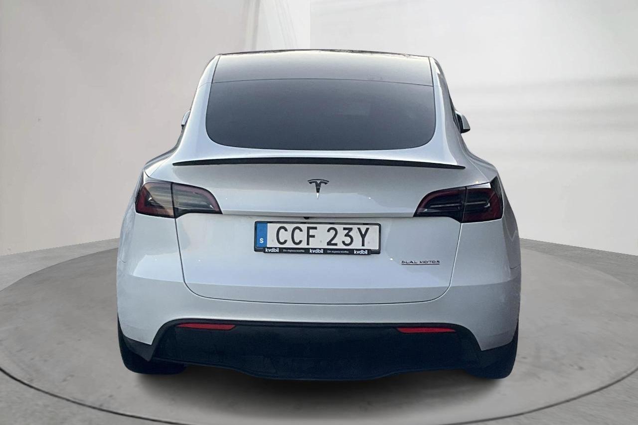 Tesla Model Y Performance Dual Motor AWD - 2 213 mil - Automat - vit - 2023