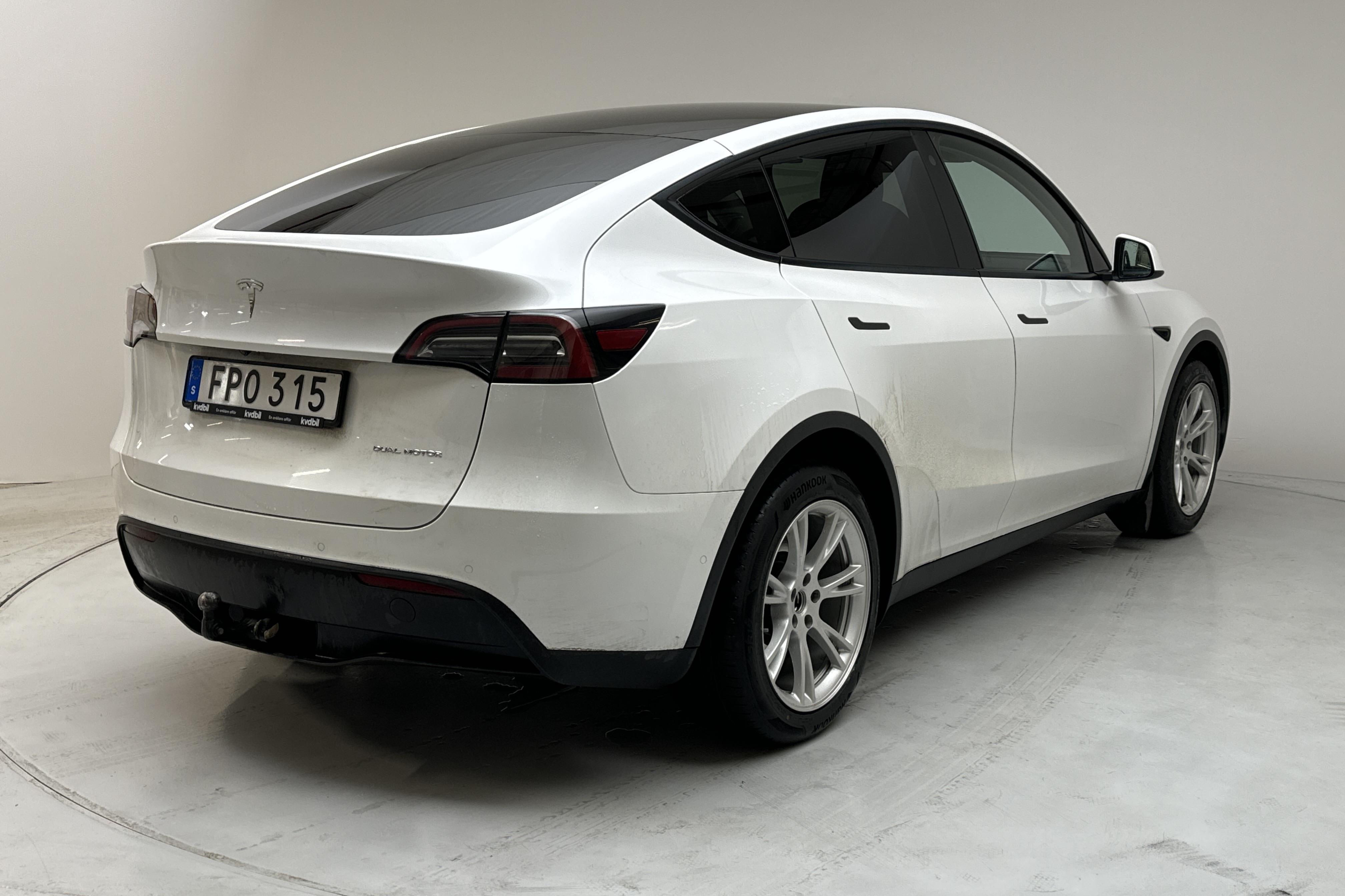 Tesla Model Y Long Range Dual Motor AWD - 104 110 km - Automaattinen - valkoinen - 2021