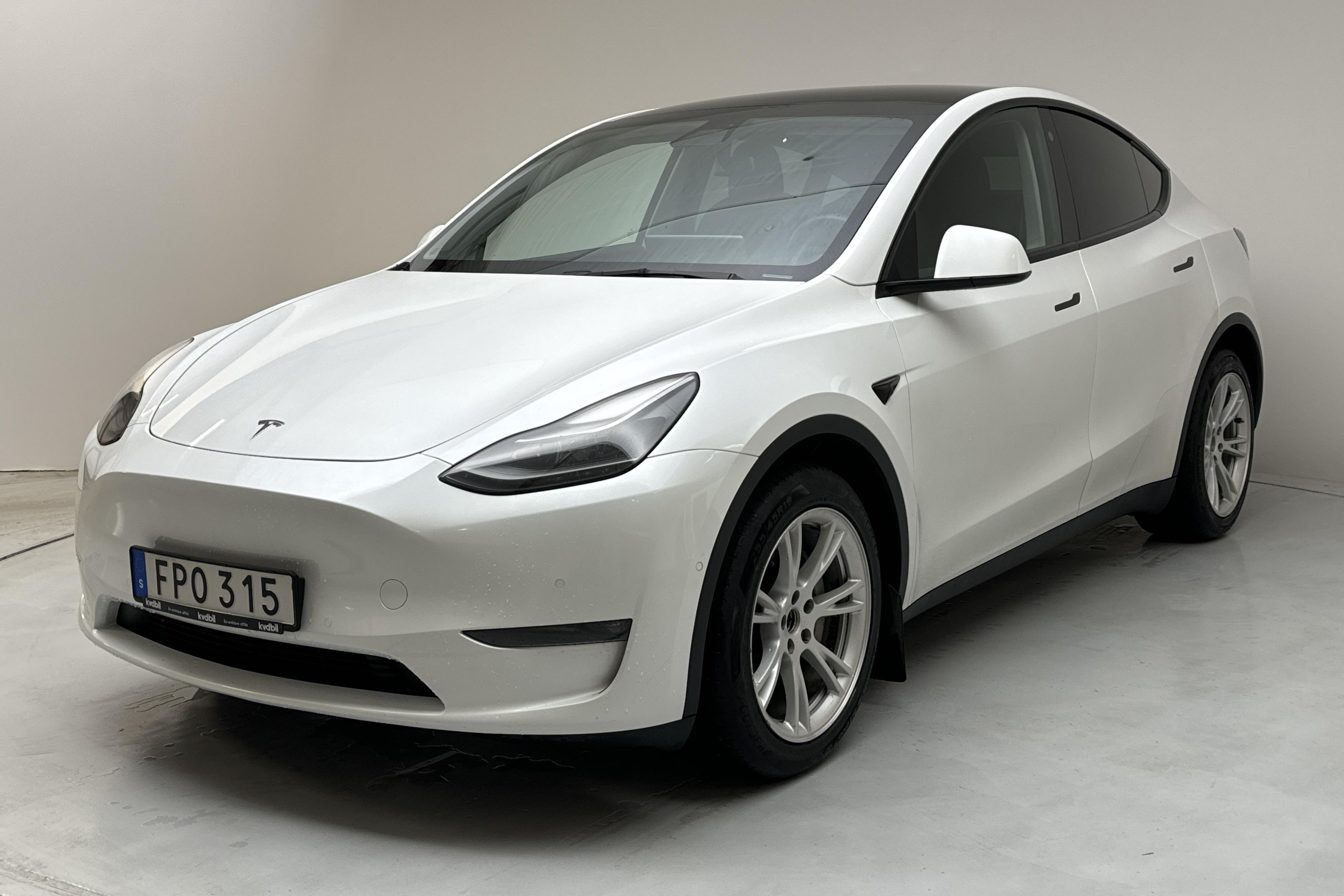 Tesla Model Y Long Range Dual Motor AWD - 104 110 km - Automaattinen - valkoinen - 2021