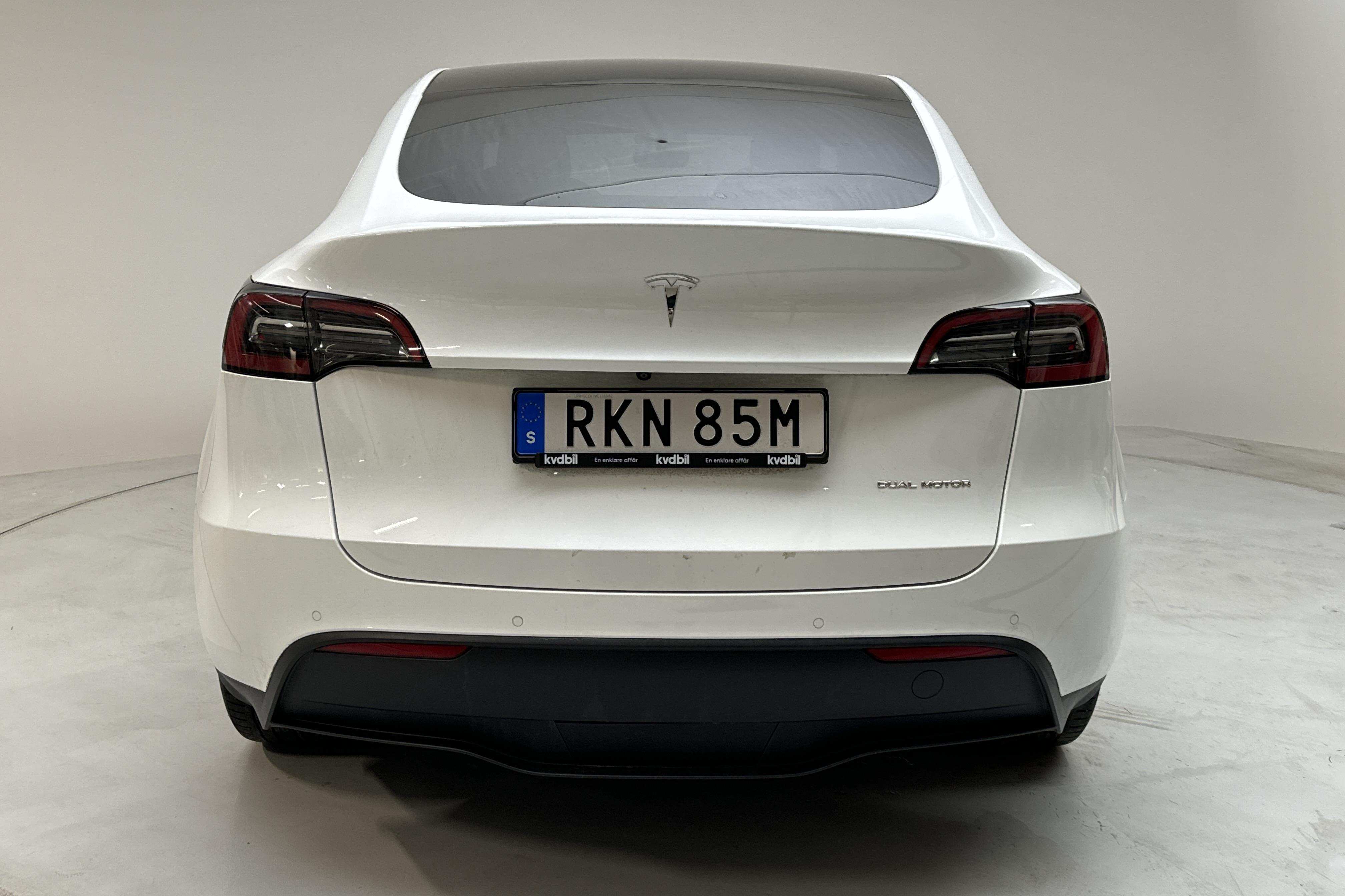 Tesla Model Y Long Range Dual Motor AWD - 87 710 km - Automatic - white - 2021