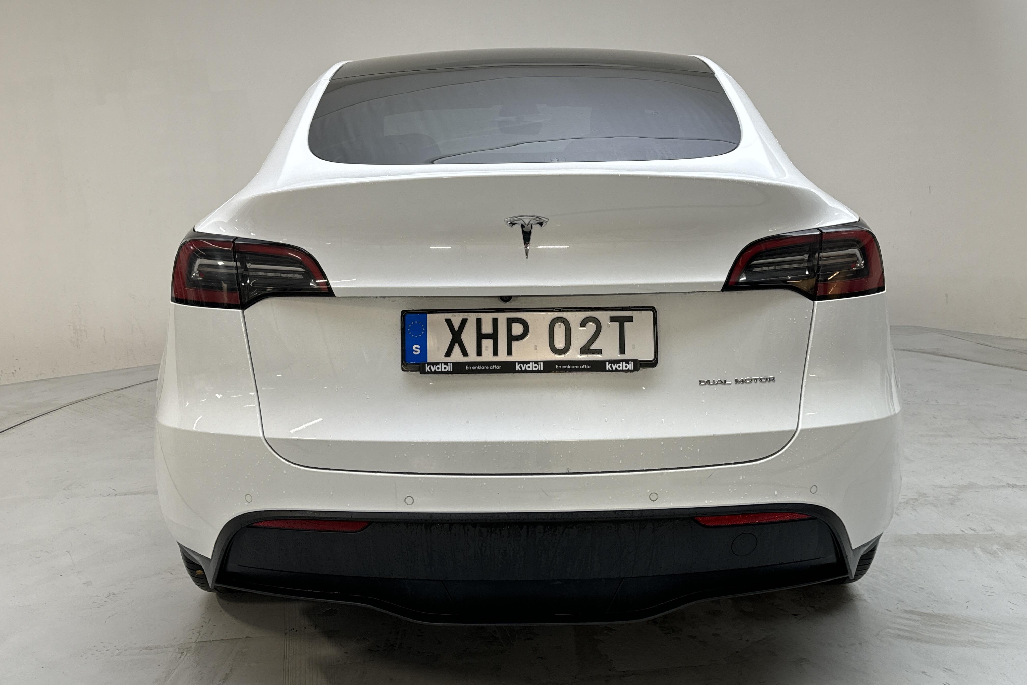 Tesla Model Y Long Range Dual Motor AWD - 9 901 mil - Automat - vit - 2021