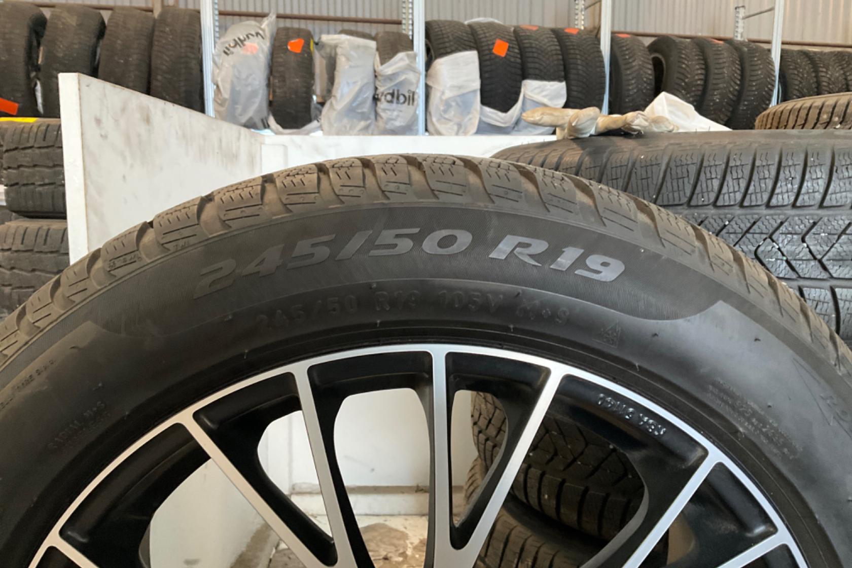 Vinterhjul (nr 82) PIRELLI 245/50R19 - 0 km