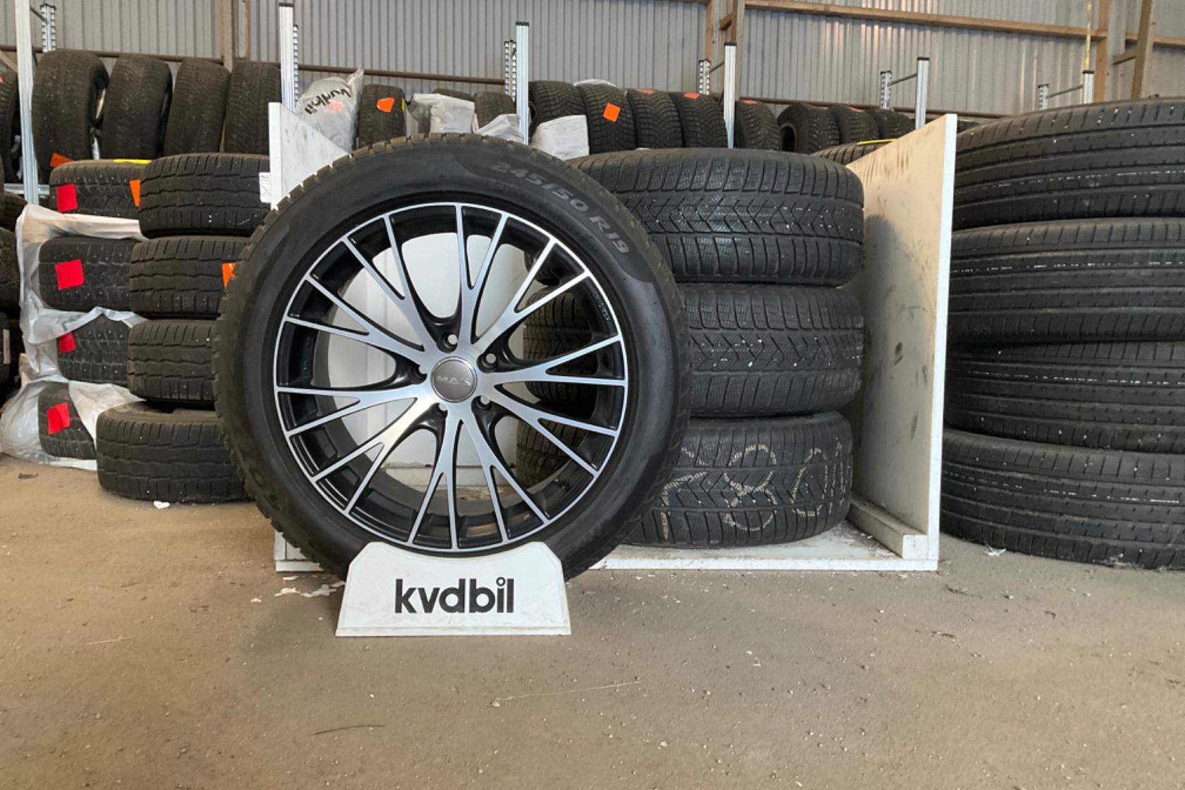 Vinterhjul (nr 82) PIRELLI 245/50R19 - 0 km