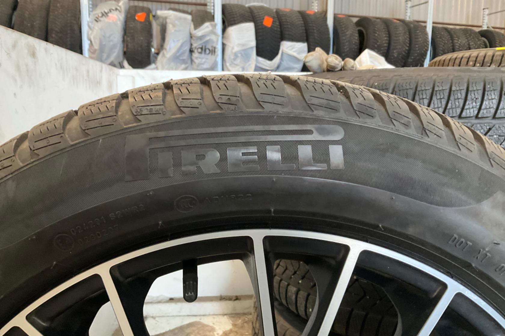 Vinterhjul (nr 82) PIRELLI 245/50R19 - 0 km