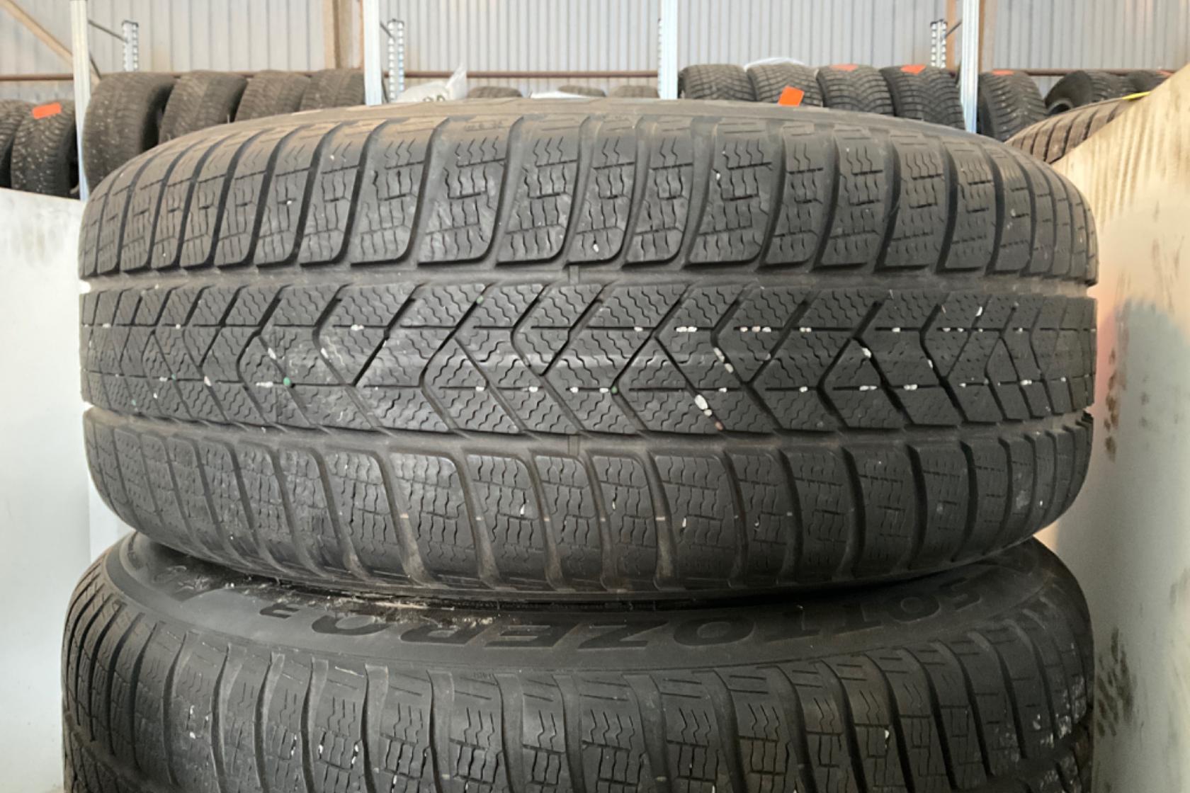 Vinterhjul (nr 82) PIRELLI 245/50R19 - 0 km