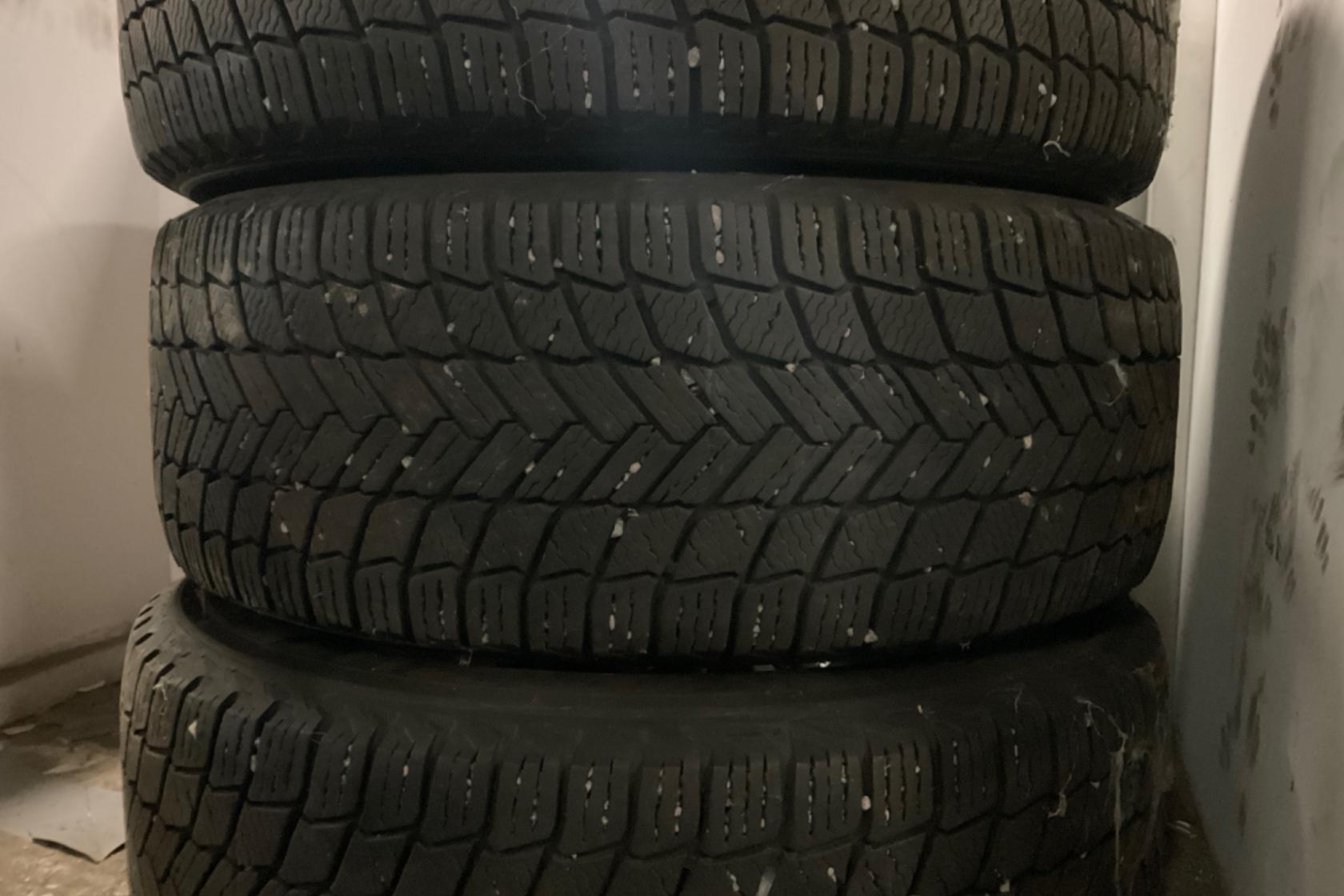 Vinterhjul (nr 51) MICHELIN 235/55R18 - 0 km