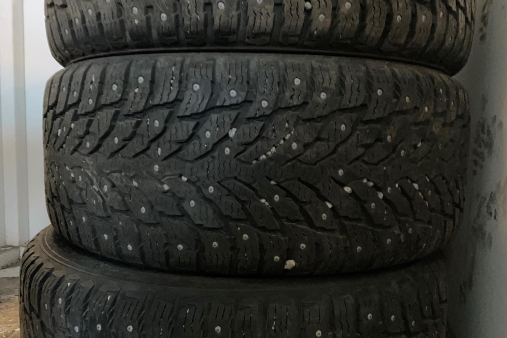 Vinterhjul (nr 62) NOKIAN 245/45R18 - 0 km