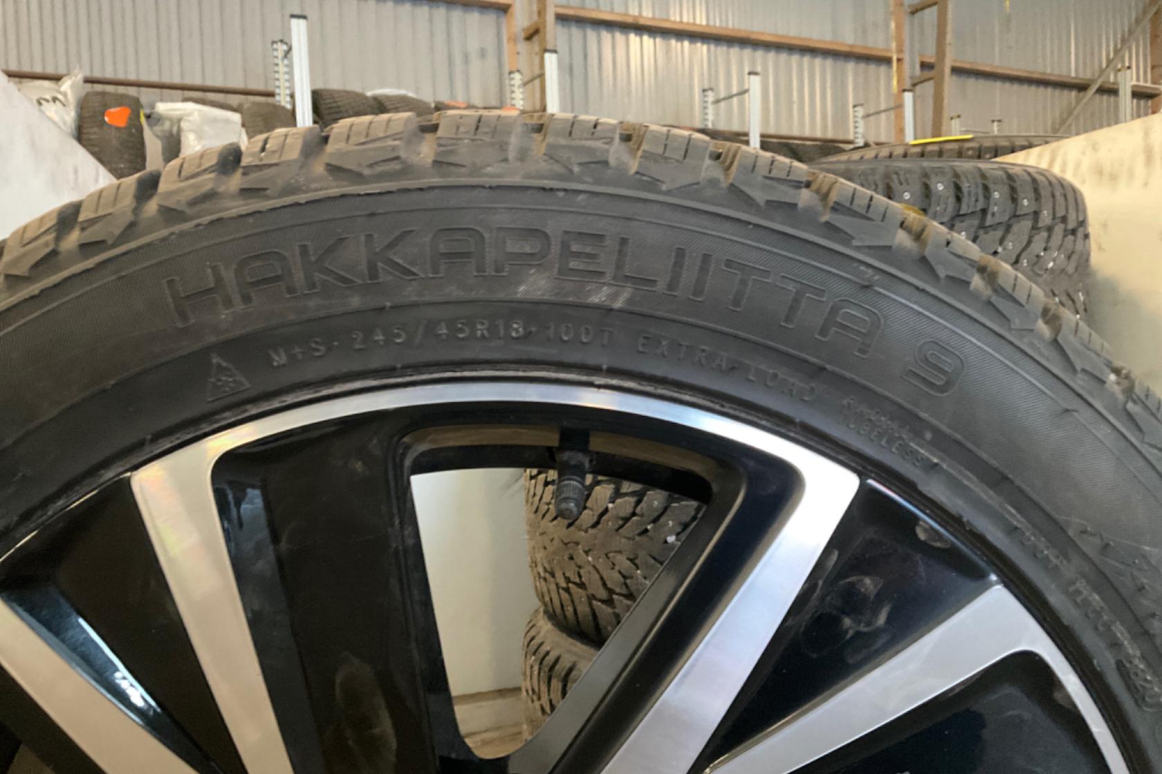 Vinterhjul (nr 62) NOKIAN 245/45R18 - 0 km