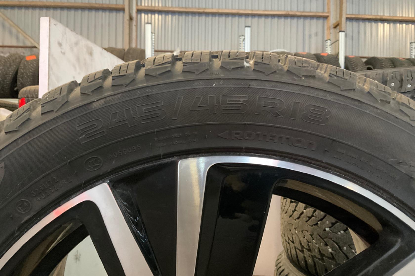 Vinterhjul (nr 62) NOKIAN 245/45R18 - 0 km