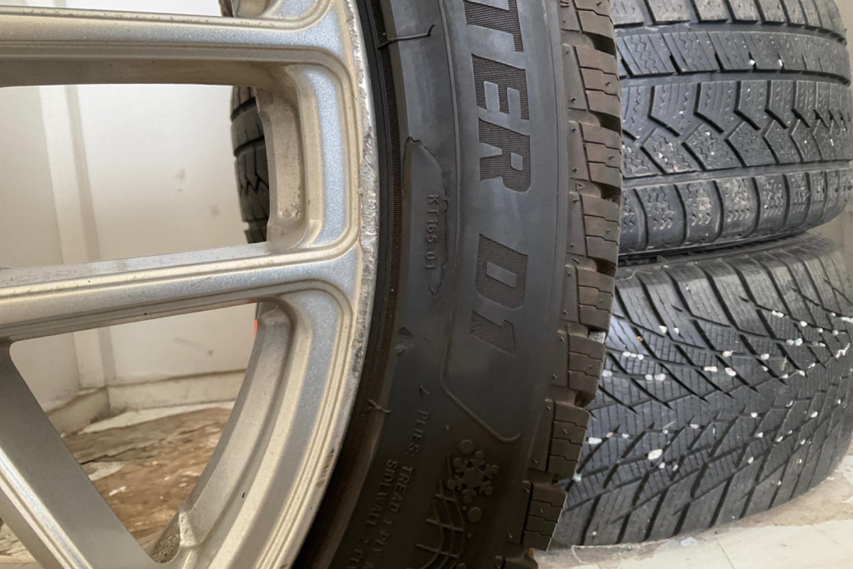 Vinterhjul (nr 91) GREENTRAC 235/45R18 - 0 km