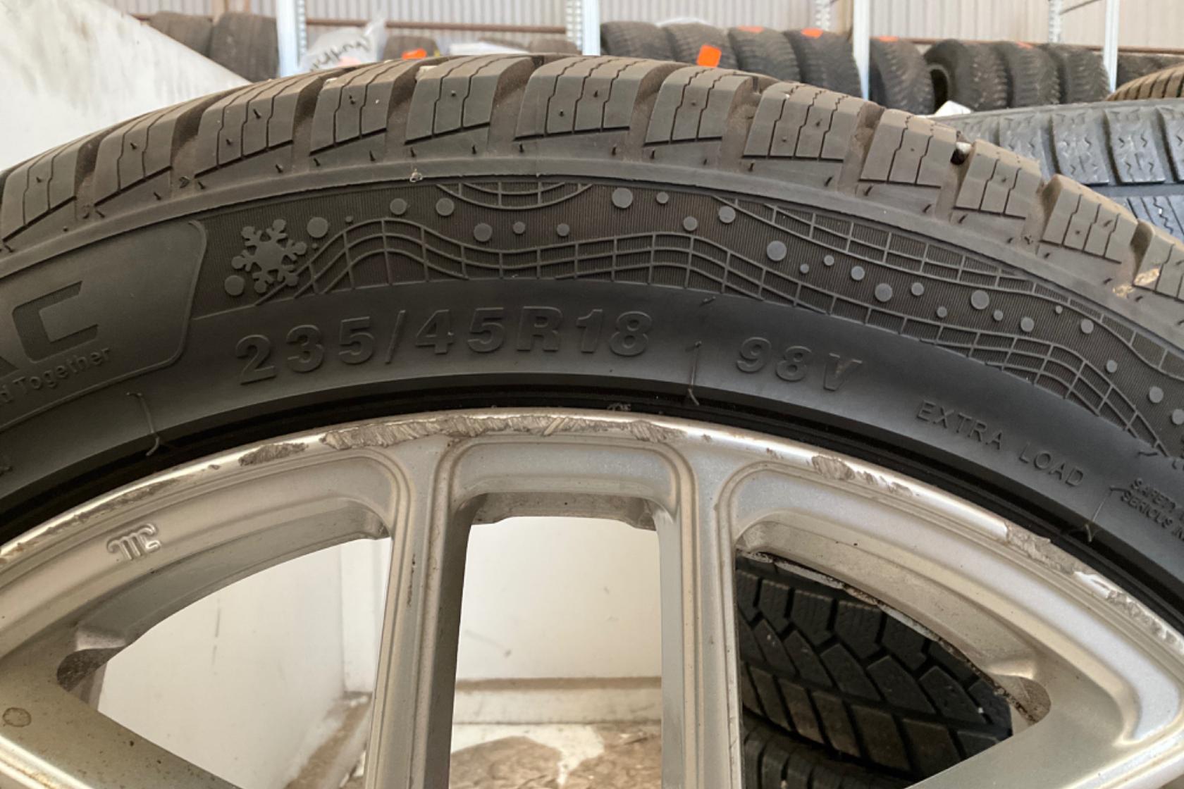 Vinterhjul (nr 91) GREENTRAC 235/45R18 - 0 km