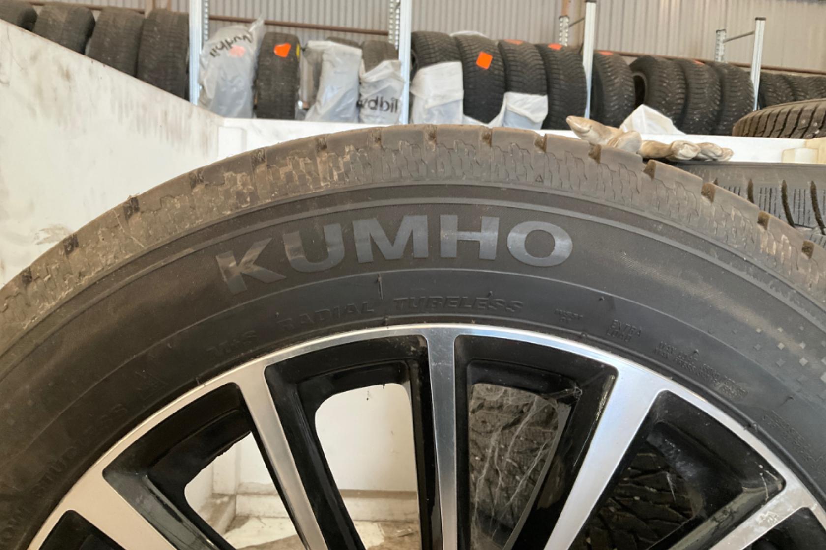 Vinterhjul (nr 94) KUMHO 225/55R18 - 0 km