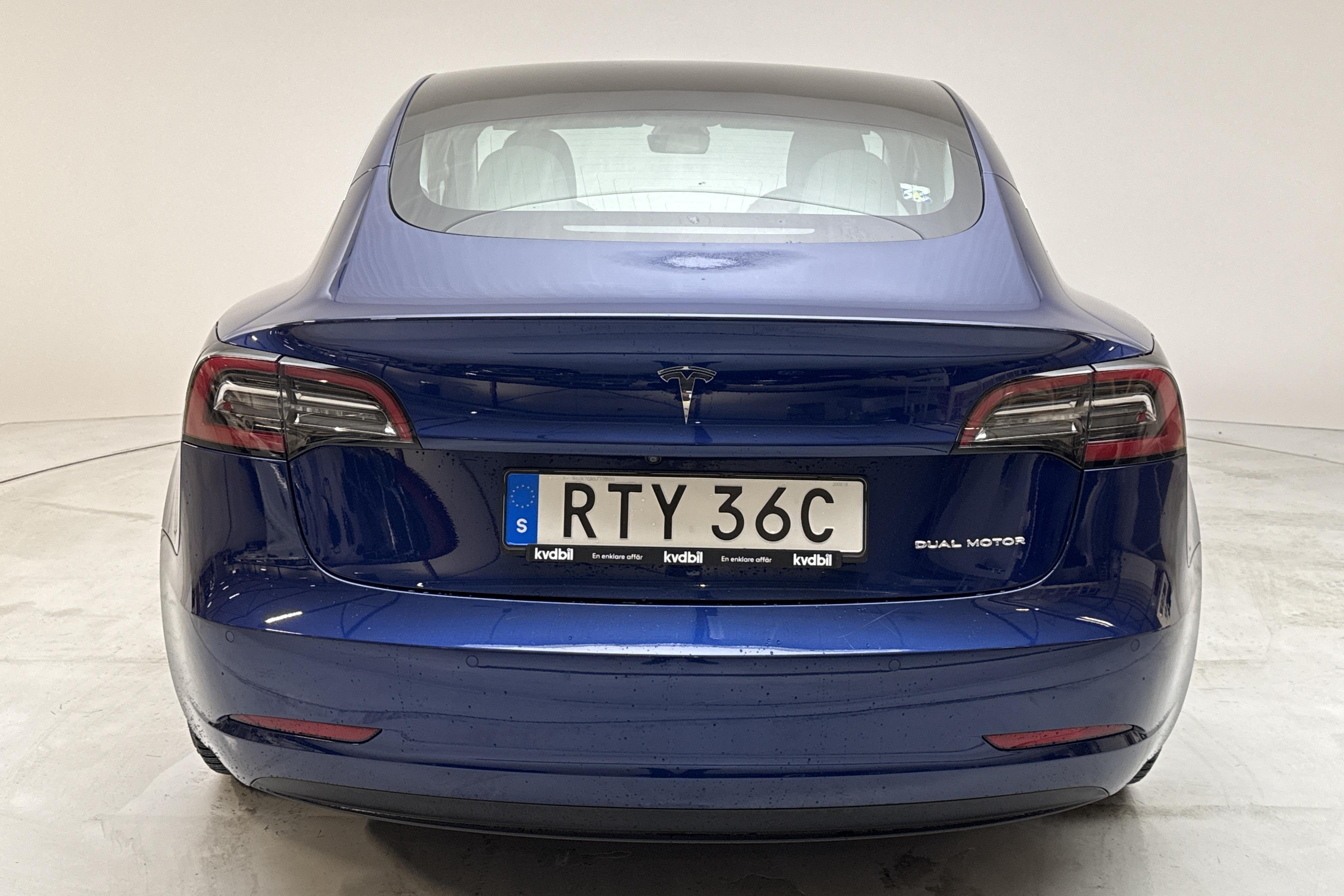 Tesla Model 3 Long Range Dual Motor AWD - 65 400 km - Automaattinen - sininen - 2020