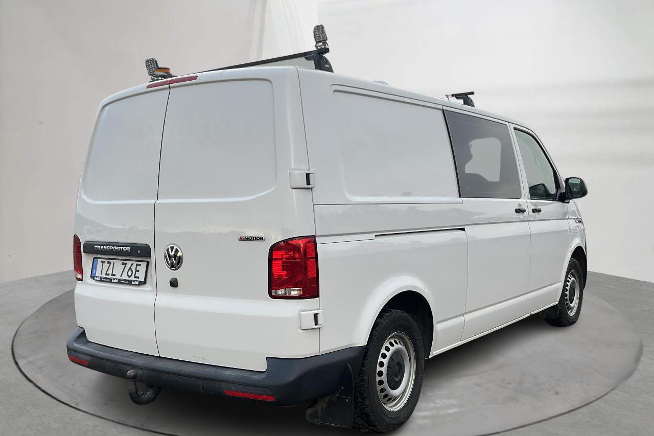 VW Transporter Kombi T6 2.0 TDI BMT  4MOTION (150hk) - 14 634 mil - Automat - vit - 2021