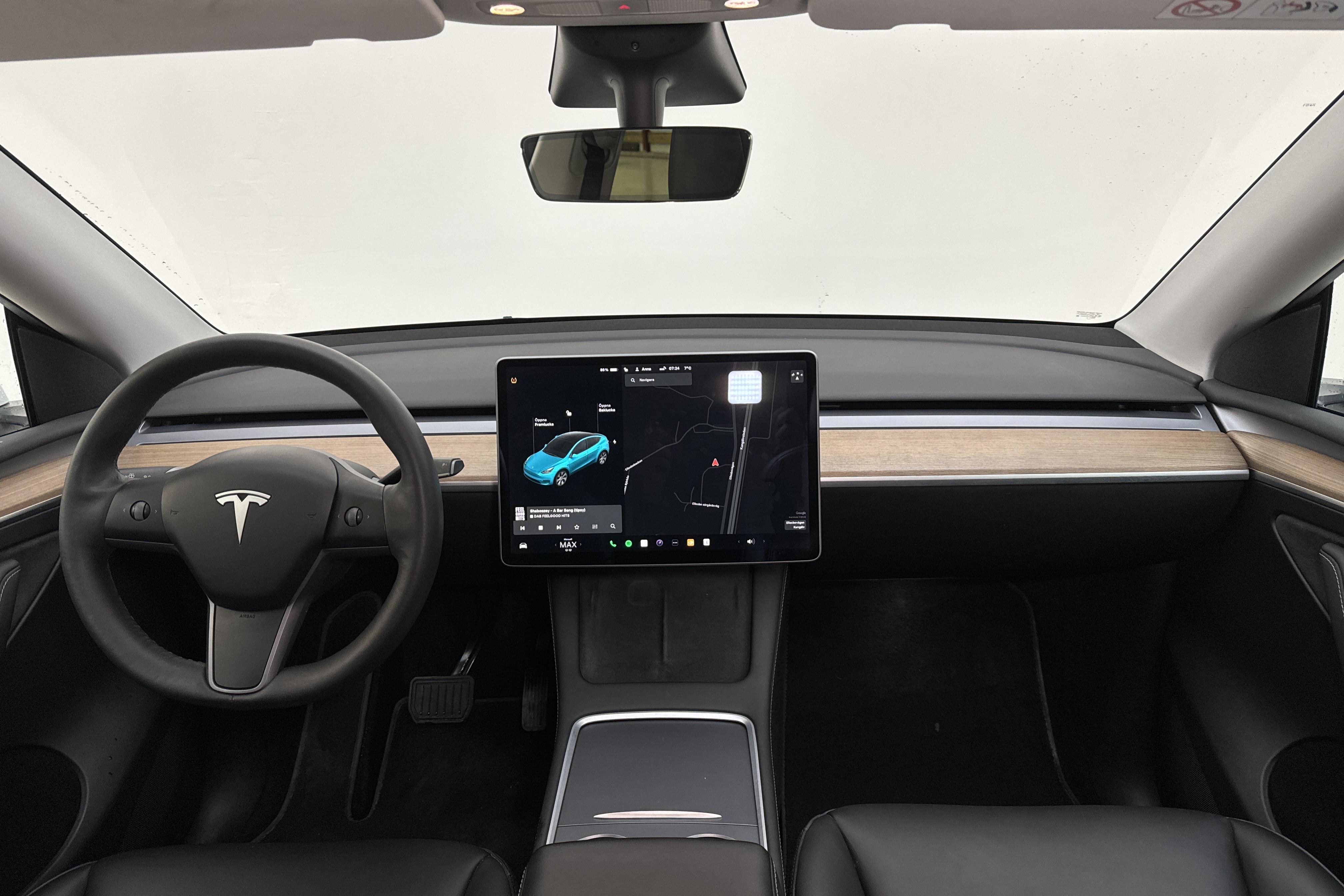 Tesla Model Y Long Range Dual Motor AWD - 8 375 mil - Automat - vit - 2021