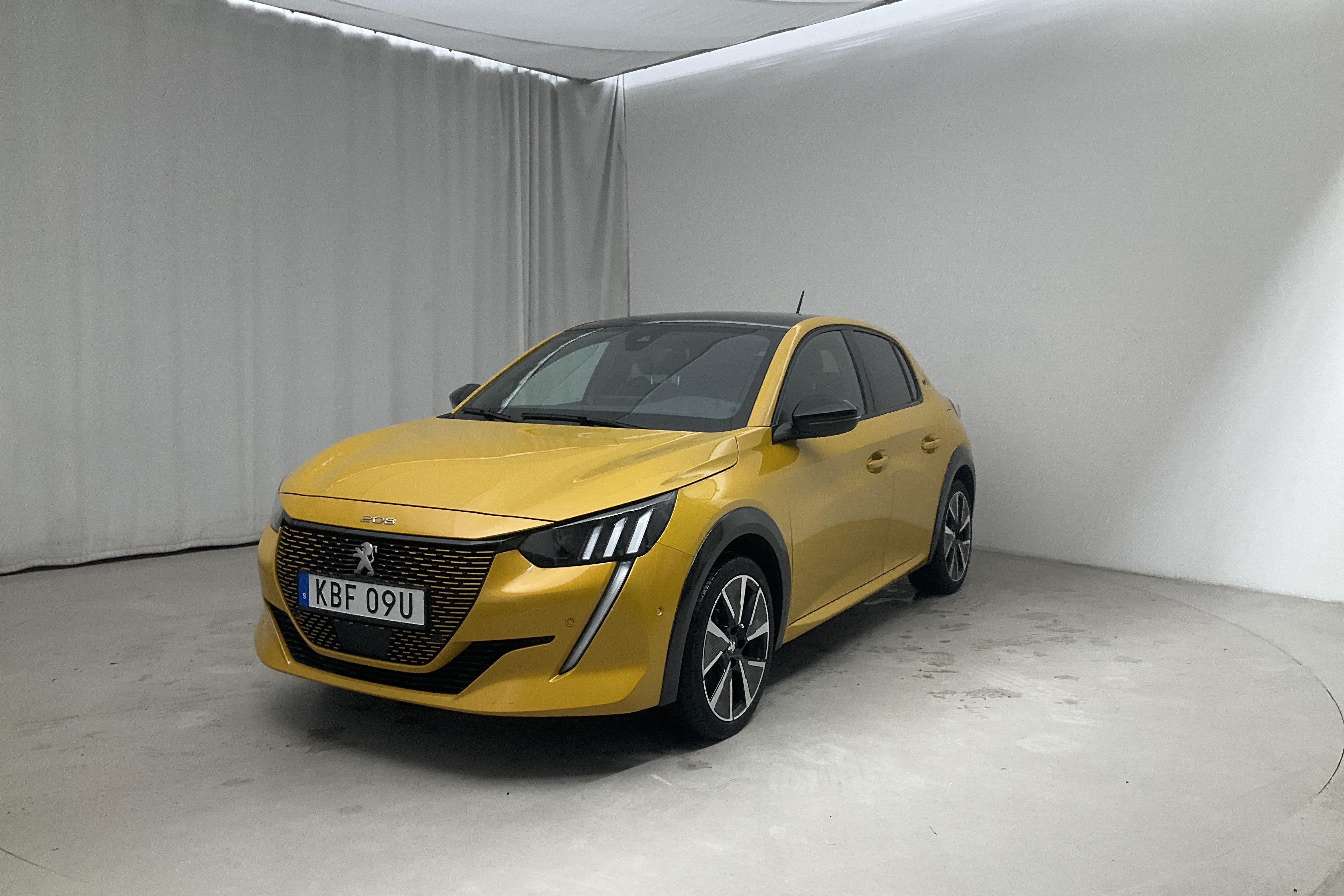 Peugeot e-208 50 kWh 5dr (136hk) - 36 840 km - Automatic - yellow - 2022