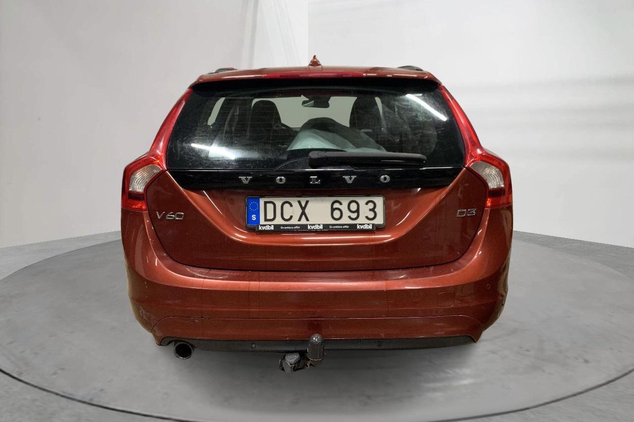 Volvo V60 D3 (136hk) - 165 360 km - Manual - red - 2014