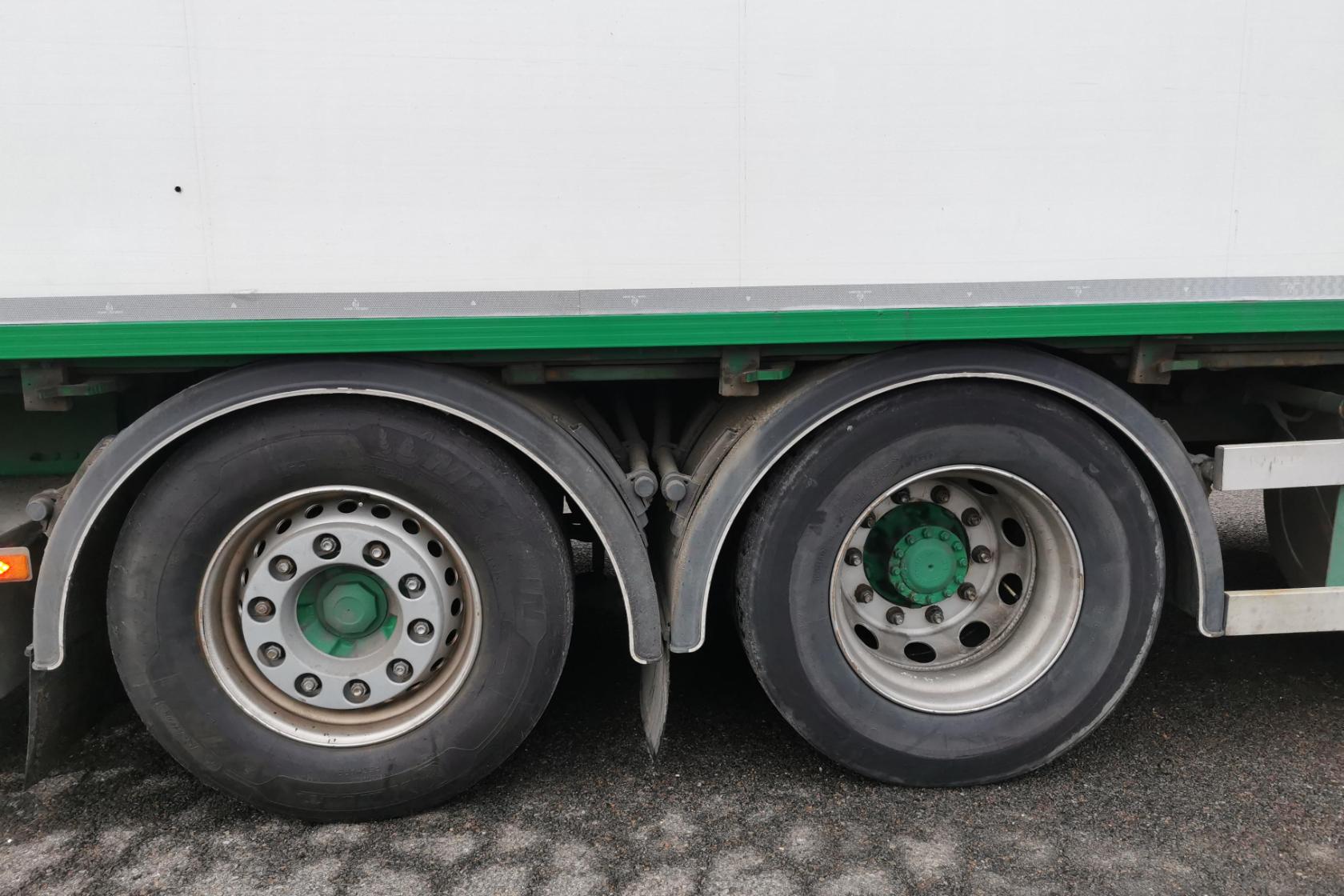 Volvo FH550 säljs med släp 7228288 - 698 644 km - Automatic - 2018