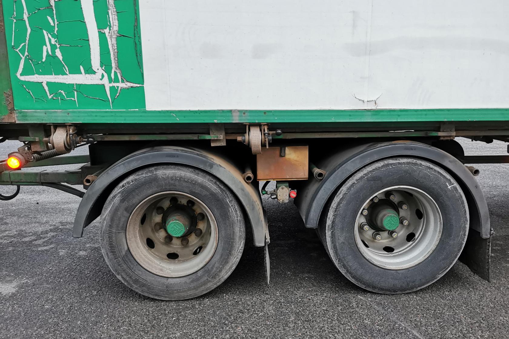 Volvo FH550 säljs med släp 7228288 - 698 644 km - Automatic - 2018