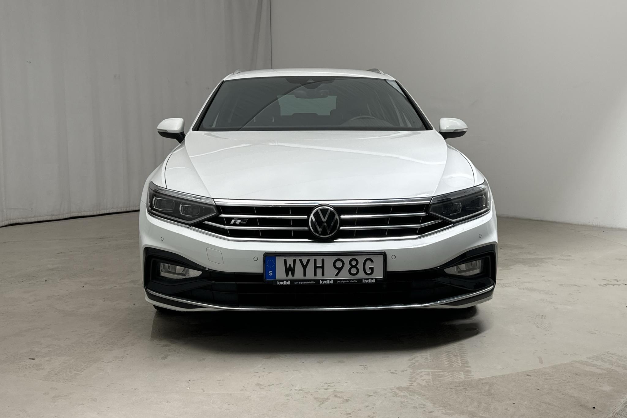 VW Passat 2.0 TDI Sportscombi 4Motion (200hk) - 88 160 km - Automatic - white - 2021