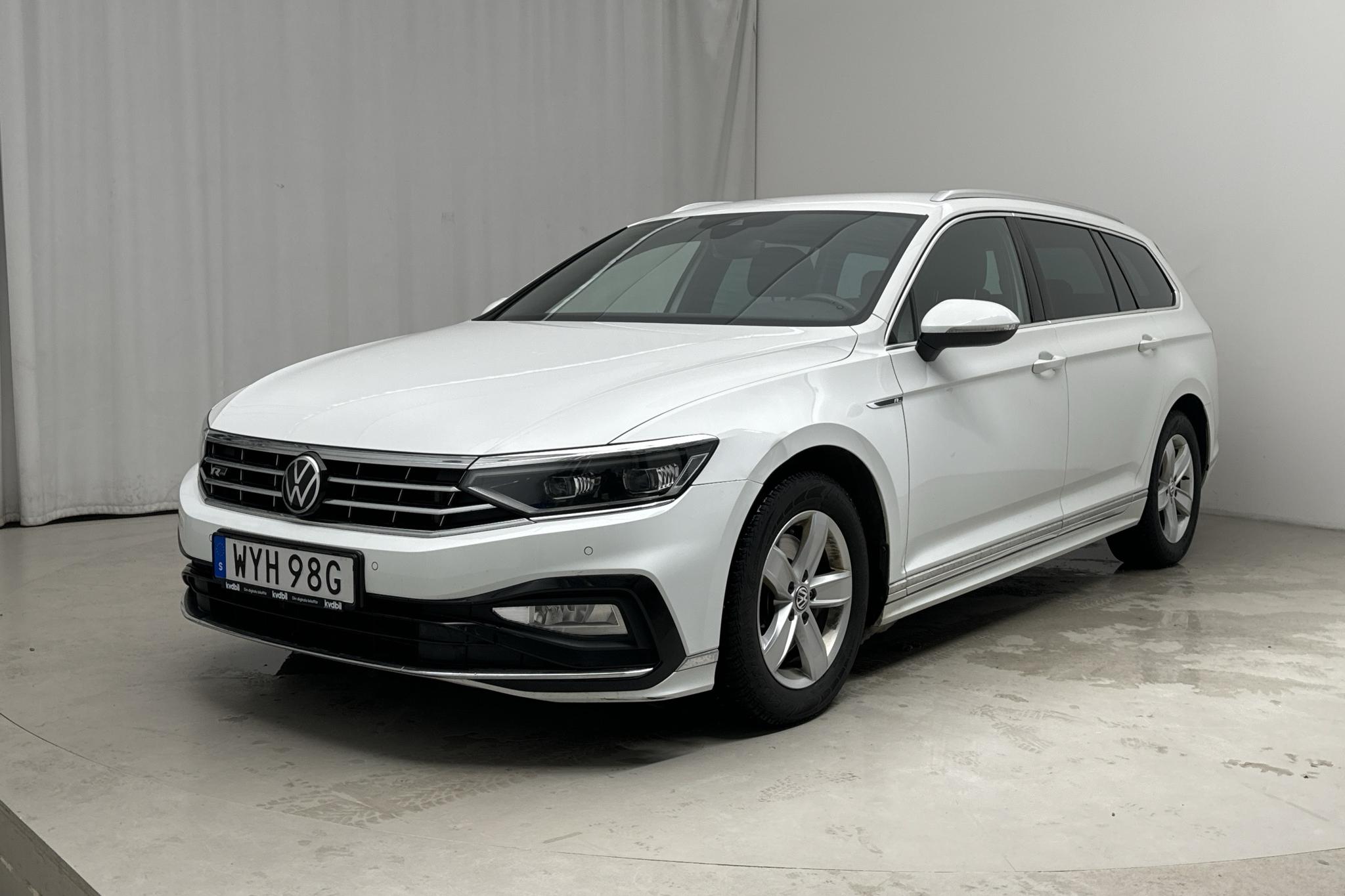 VW Passat 2.0 TDI Sportscombi 4Motion (200hk) - 88 160 km - Automatic - white - 2021