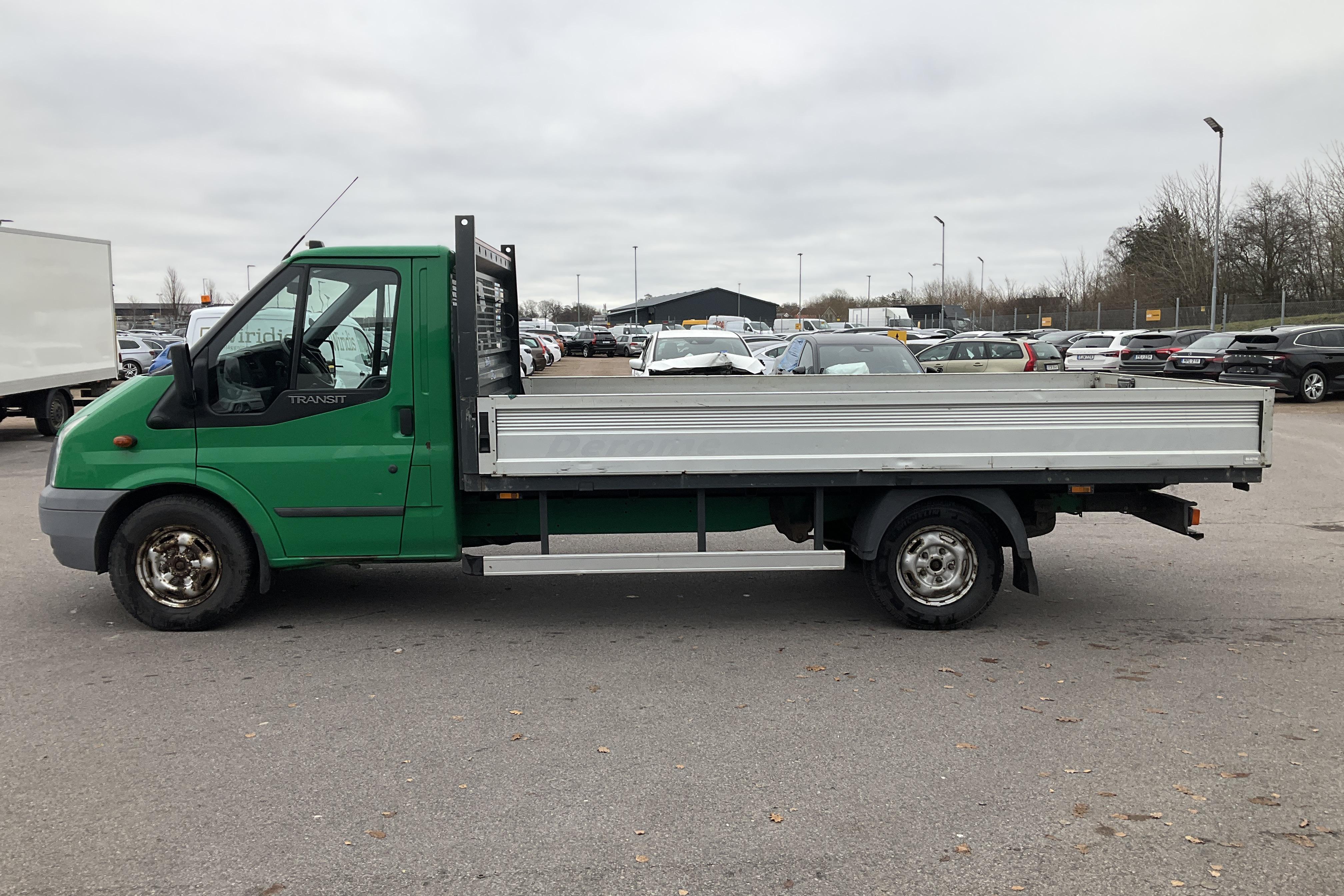 Ford Transit 350 2.2 TDCi Pickup (140hk) - 227 150 km - Manual - green - 2014