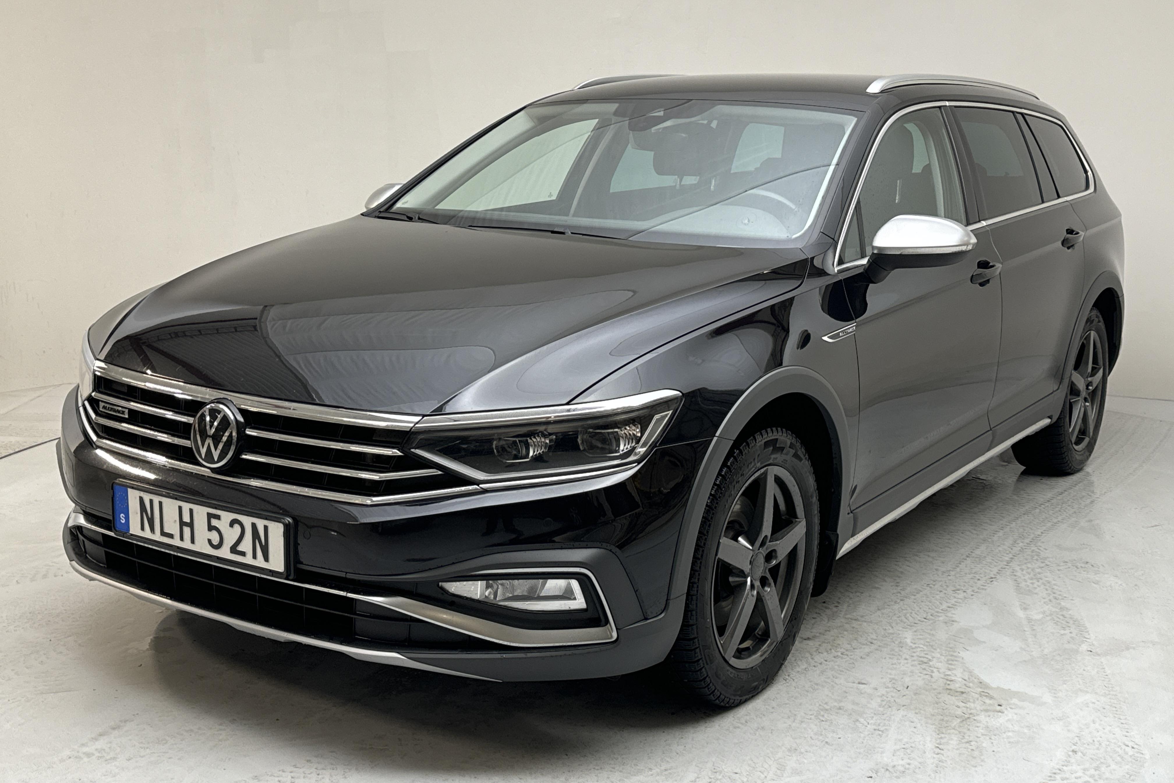 VW Passat Alltrack 2.0 TDI Sportscombi 4Motion (200hk) - 12 771 mil - Automat - svart - 2022