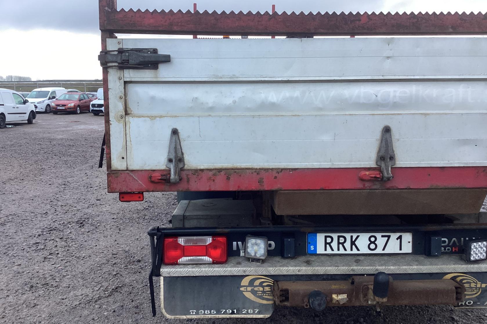 IVECO C70A00 - 112 709 km - Käsitsi - valge - 2011