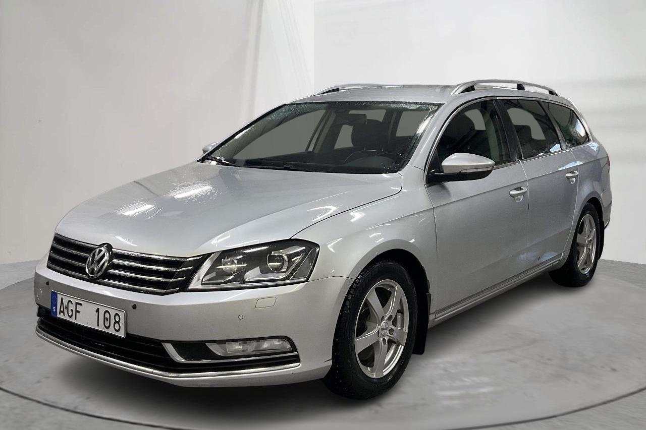 VW Passat 2.0 TDI BlueMotion Technology Variant (140hk) - 29 035 mil - Manuell - silver - 2012