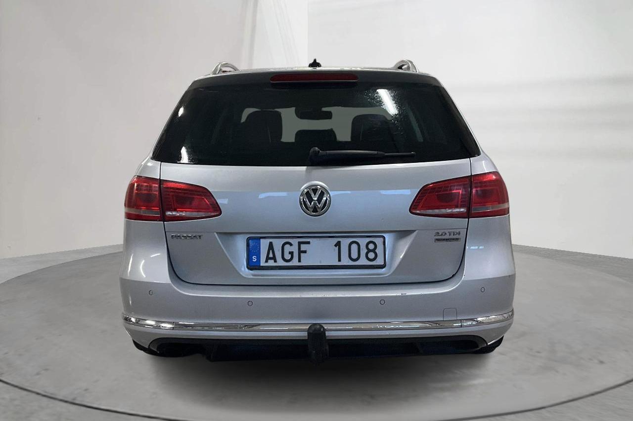 VW Passat 2.0 TDI BlueMotion Technology Variant (140hk) - 29 035 mil - Manuell - silver - 2012