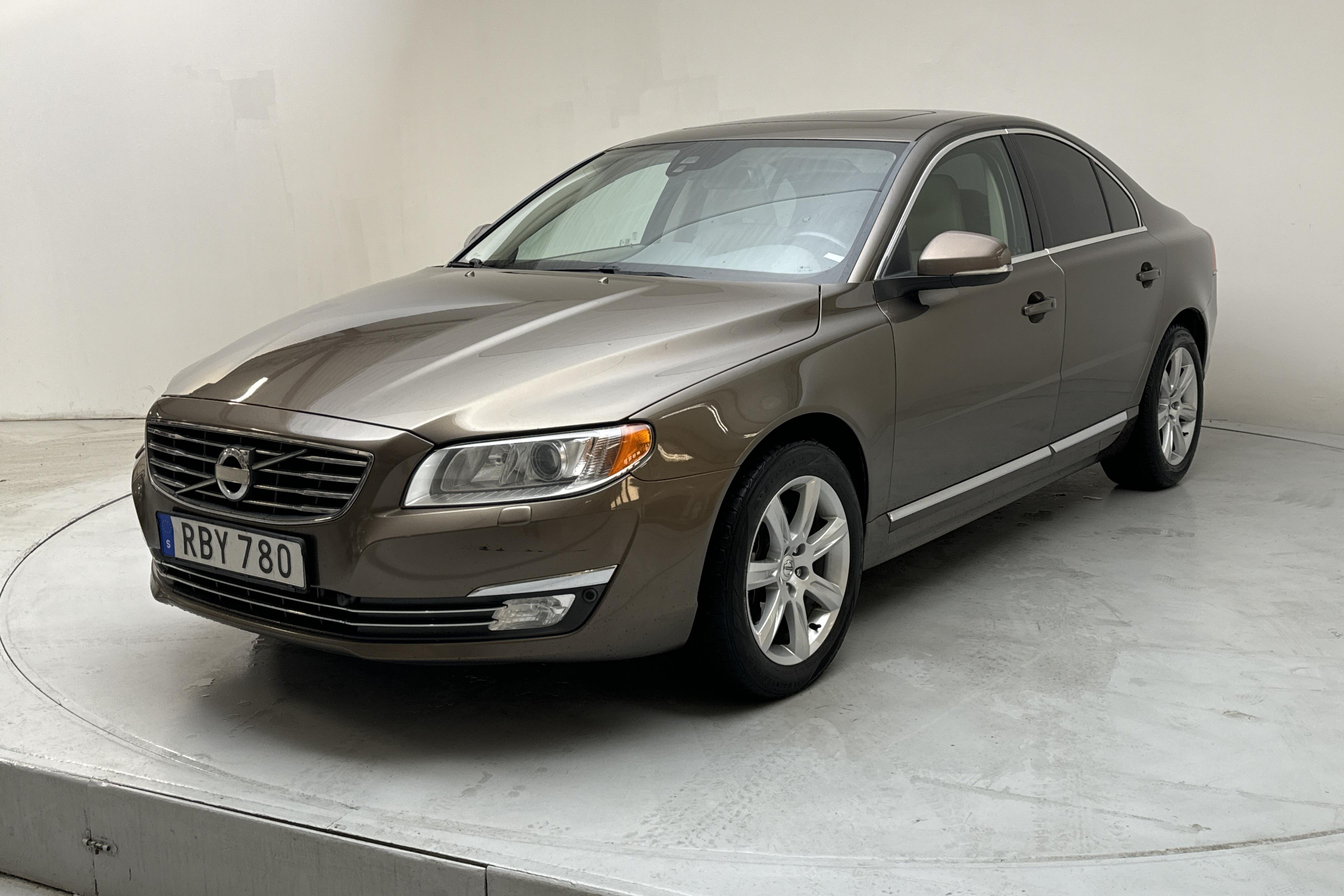 Volvo S80 D5 AWD (215hk) - 287 810 km - Automaattinen - ruskea - 2014