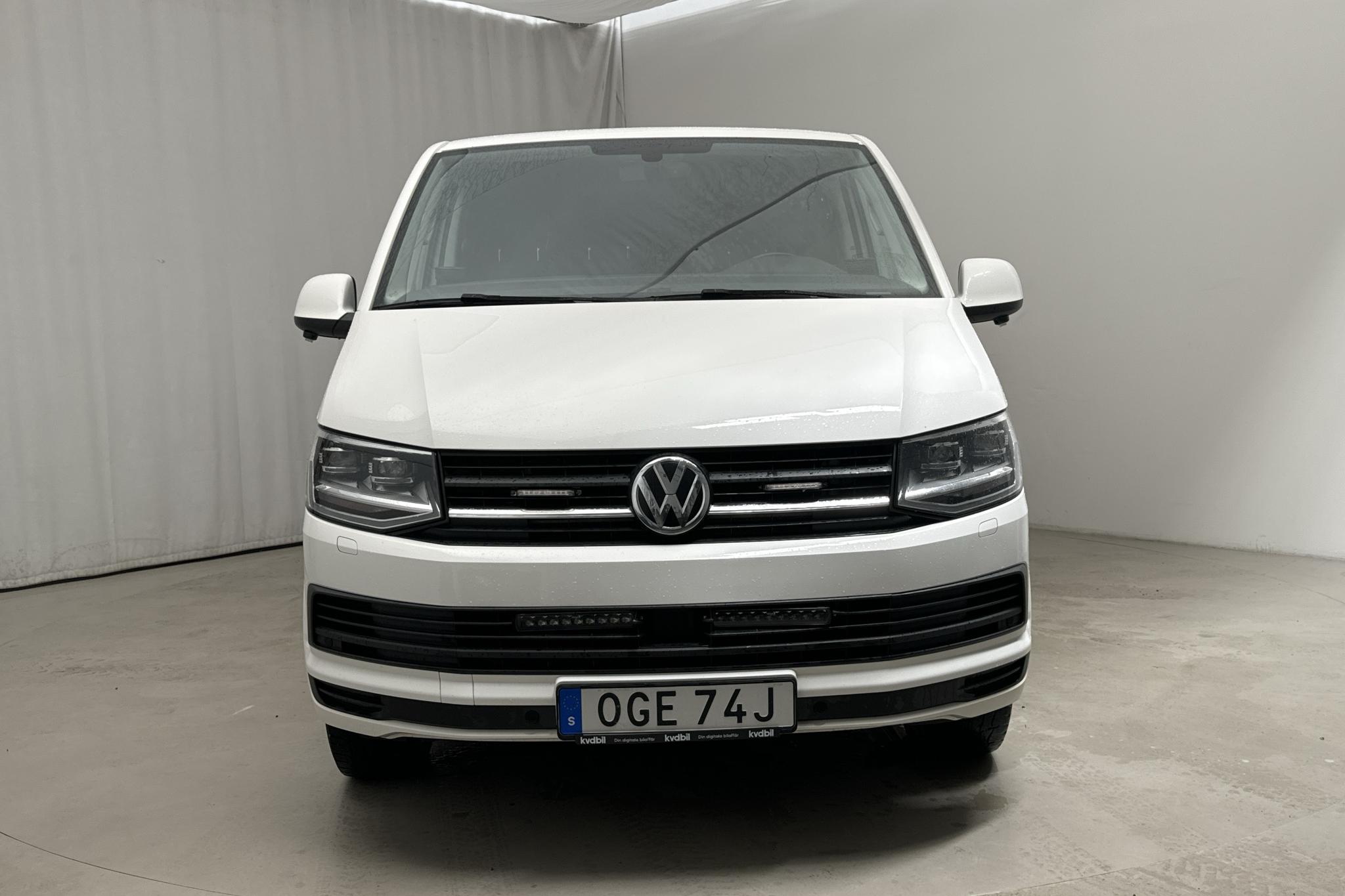 VW Transporter T6 2.0 TDI BMT Skåp (150hk) - 13 366 mil - Automat - vit - 2019