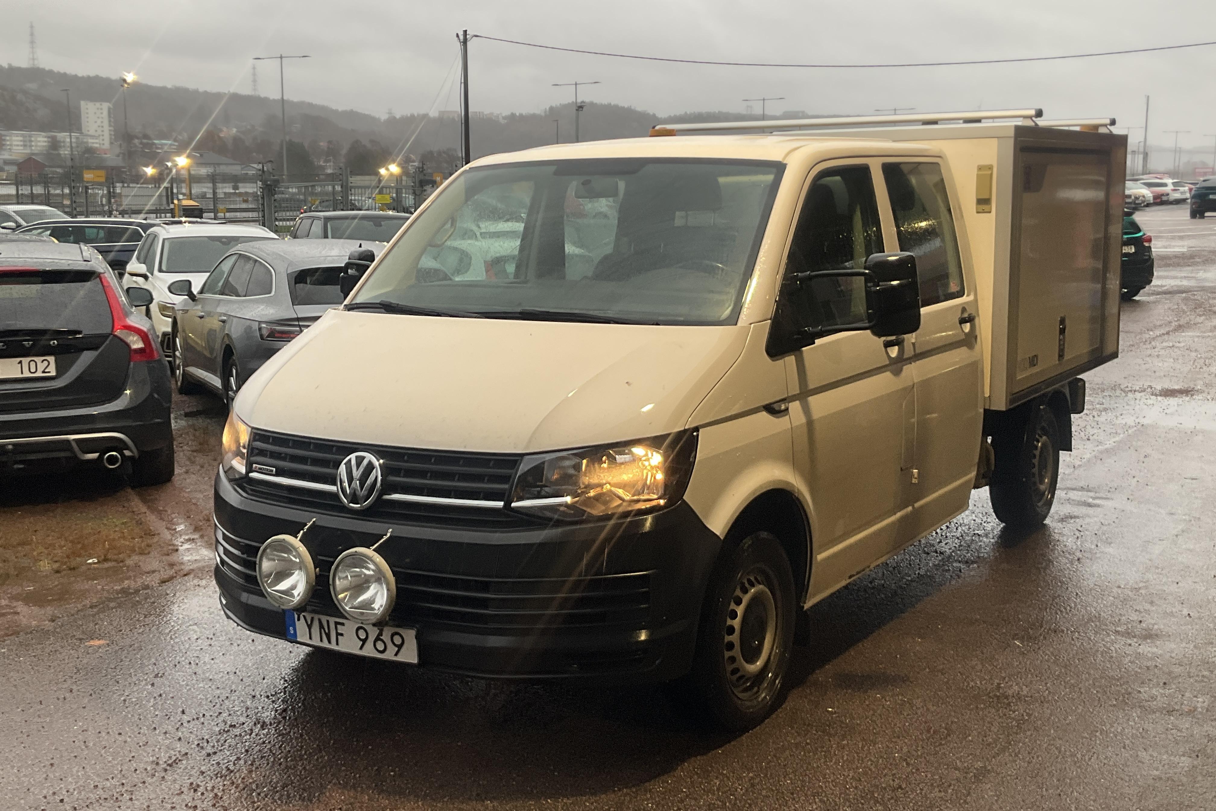 VW Transporter T6 2.0 TDI BMT 4MOTION (150hk) - 141 640 km - Manualna - biały - 2018