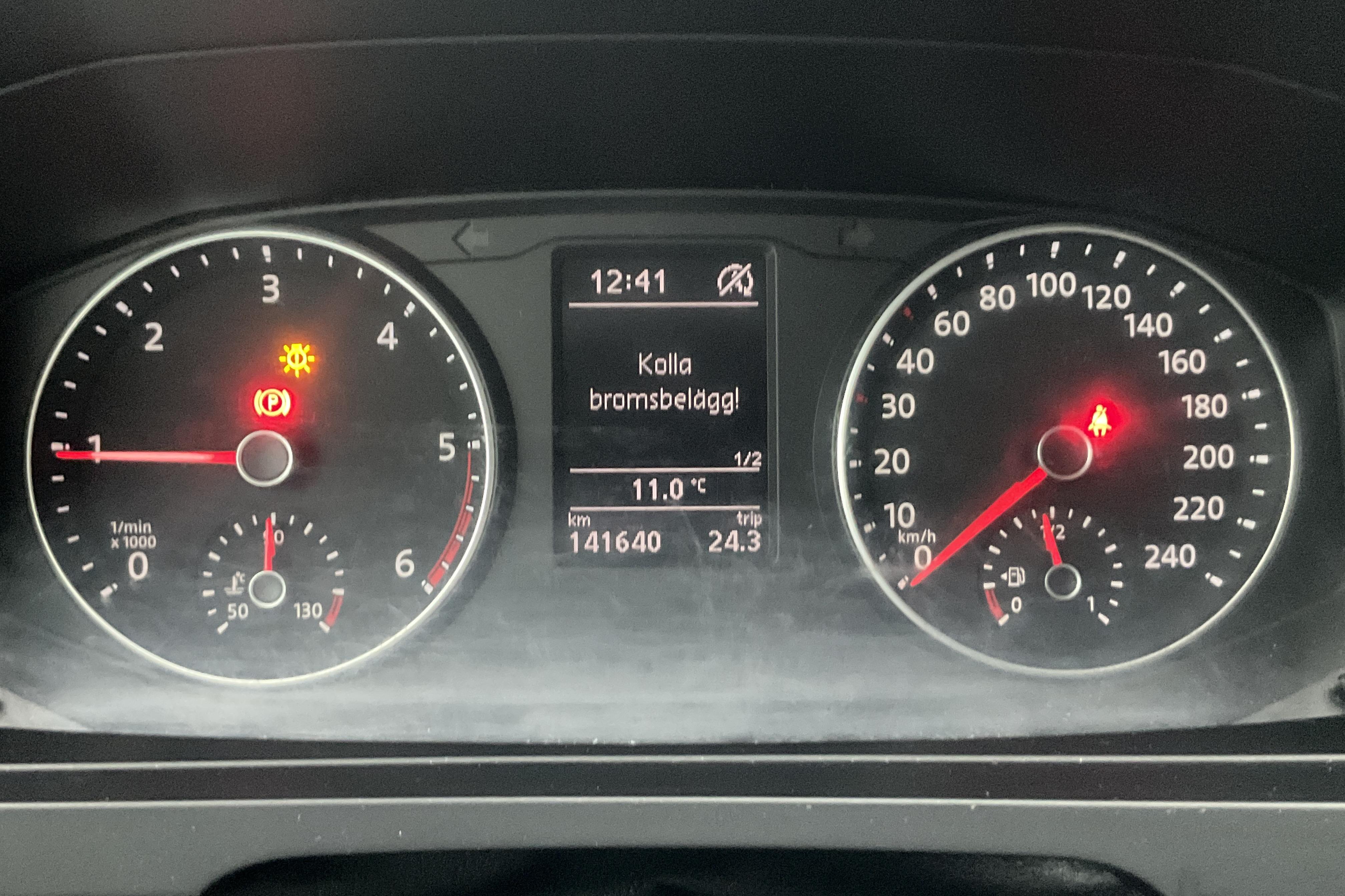 VW Transporter T6 2.0 TDI BMT 4MOTION (150hk) - 141 640 km - Manualna - biały - 2018