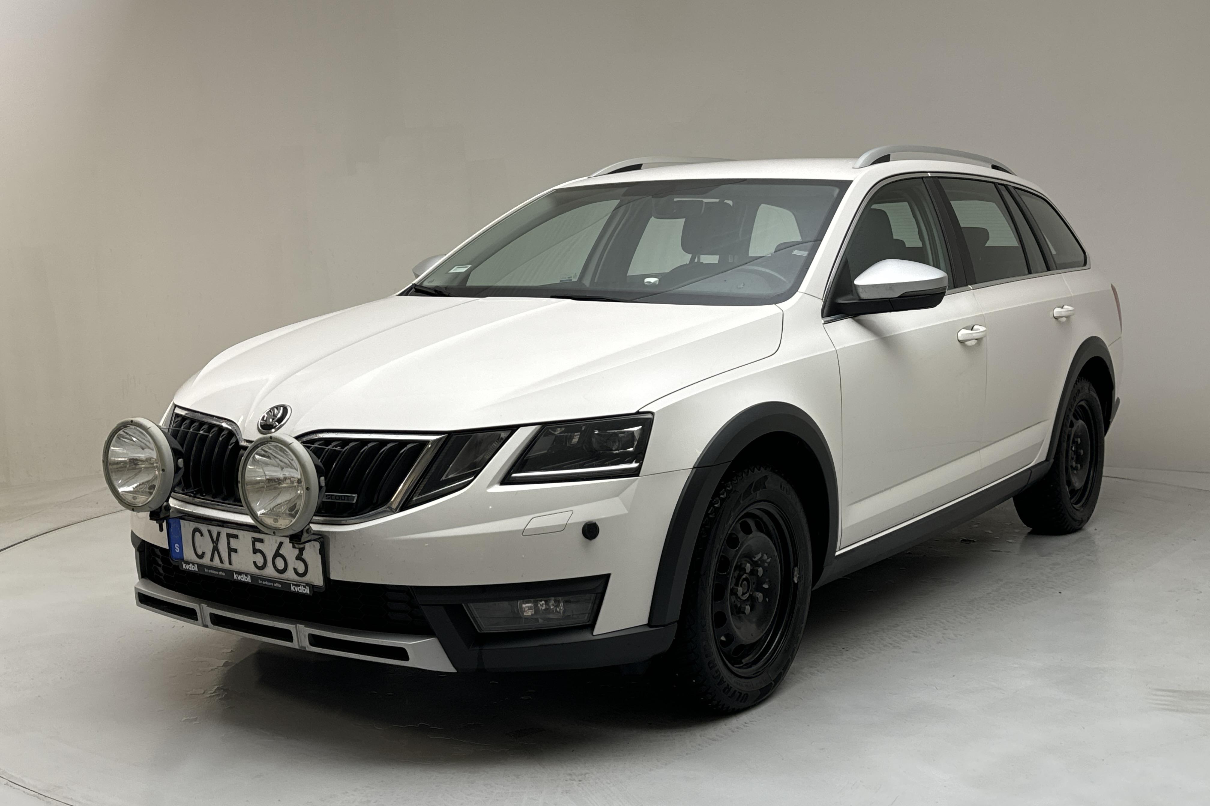 Skoda Octavia Scout II 2.0 TDI 4X4 (150hk) - 12 934 mil - Manuell - vit - 2018