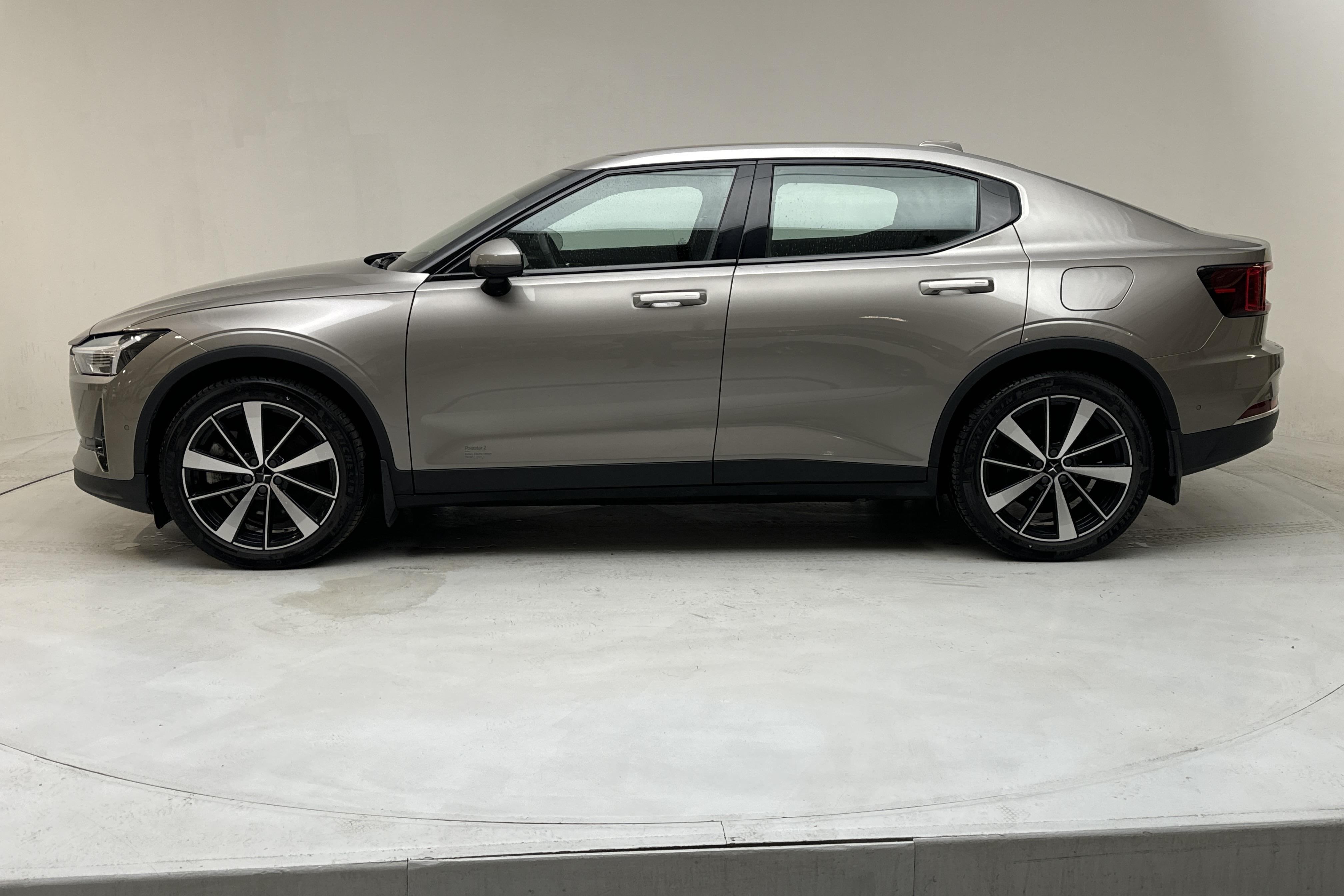 Polestar 2 Long range Single motor (231hk) - 87 650 km - Automatic - gray - 2022