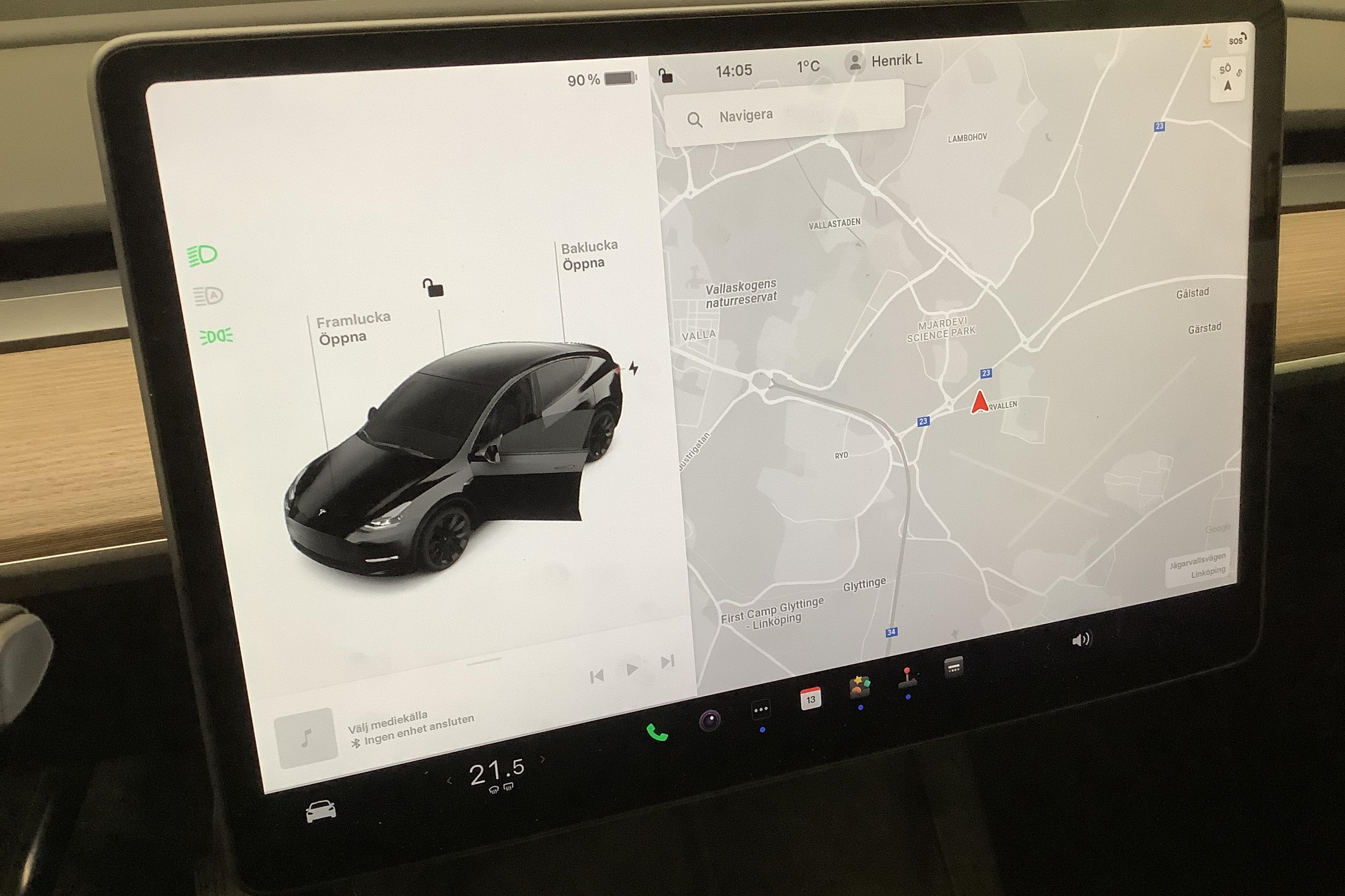 Tesla Model Y Long Range Dual Motor AWD - 9 750 km - Automatic - black - 2024