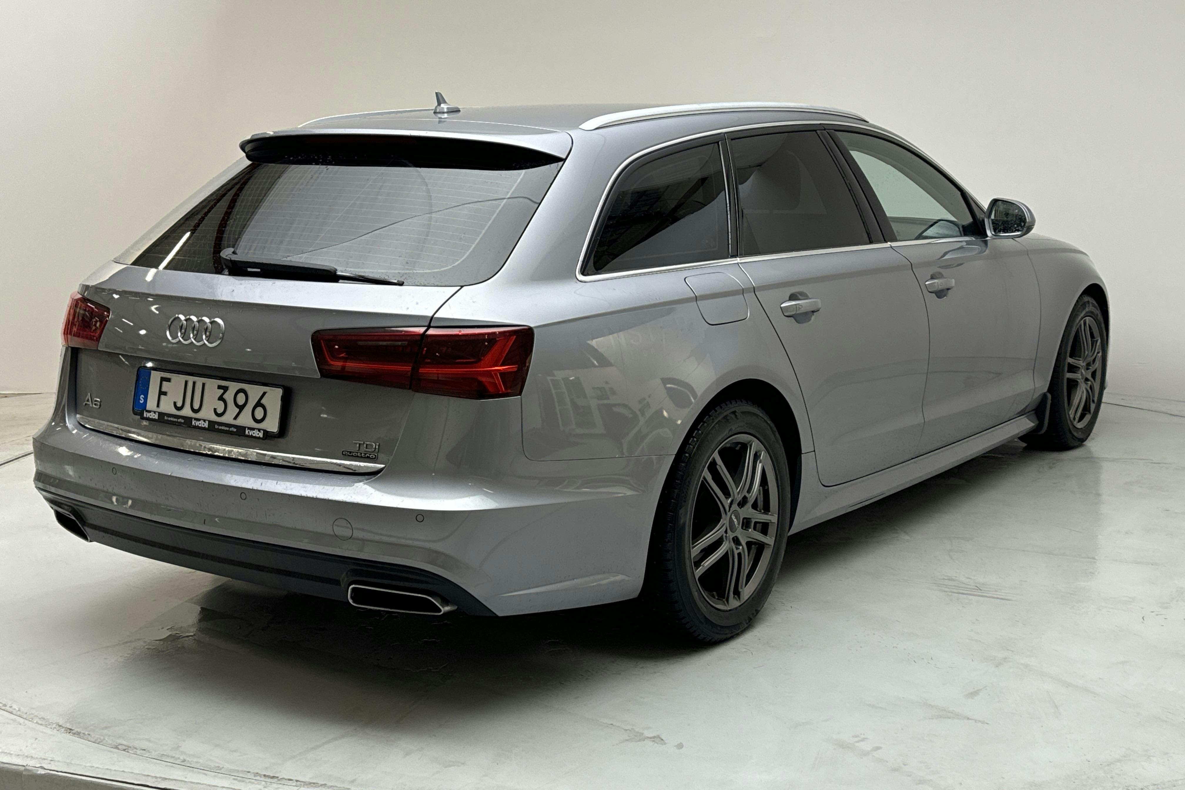 Audi A6 2.0 TDI Avant quattro (190hk) - 15 160 mil - Automat - grå - 2018