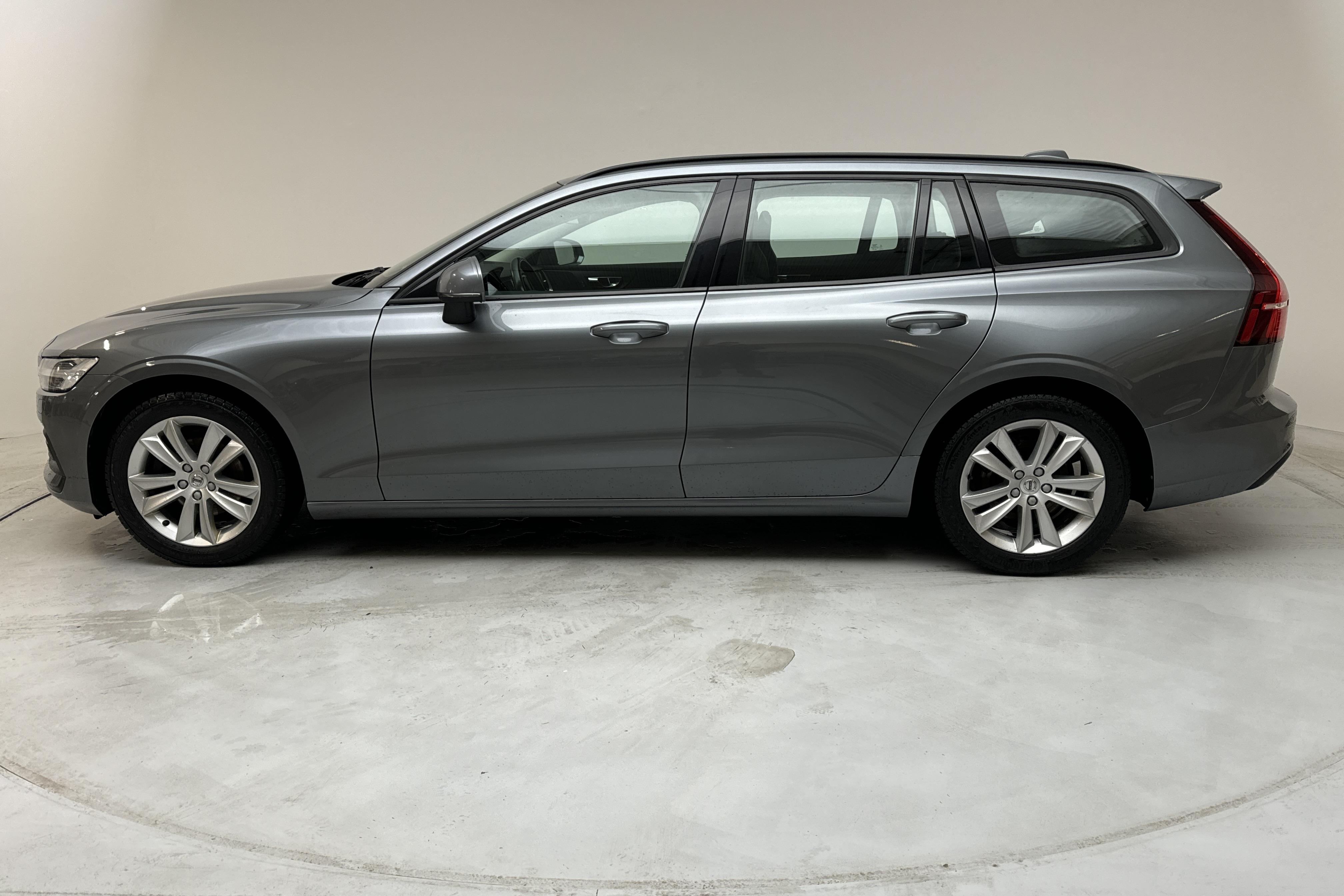 Volvo V60 D3 (150hk) - 206 520 km - Automaattinen - harmaa - 2019