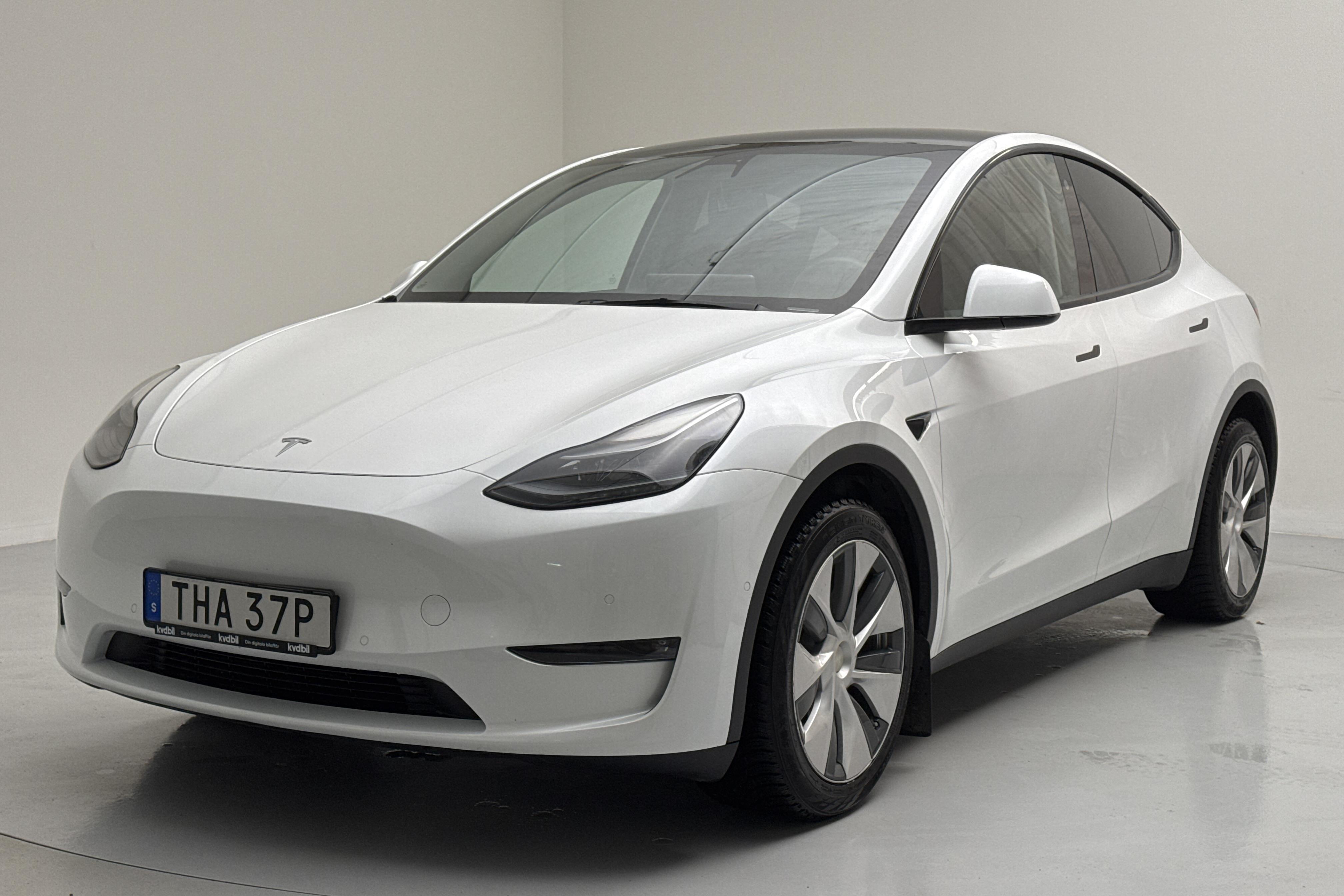 Tesla Model Y Long Range Dual Motor AWD - 44 870 km - Automatic - white - 2021