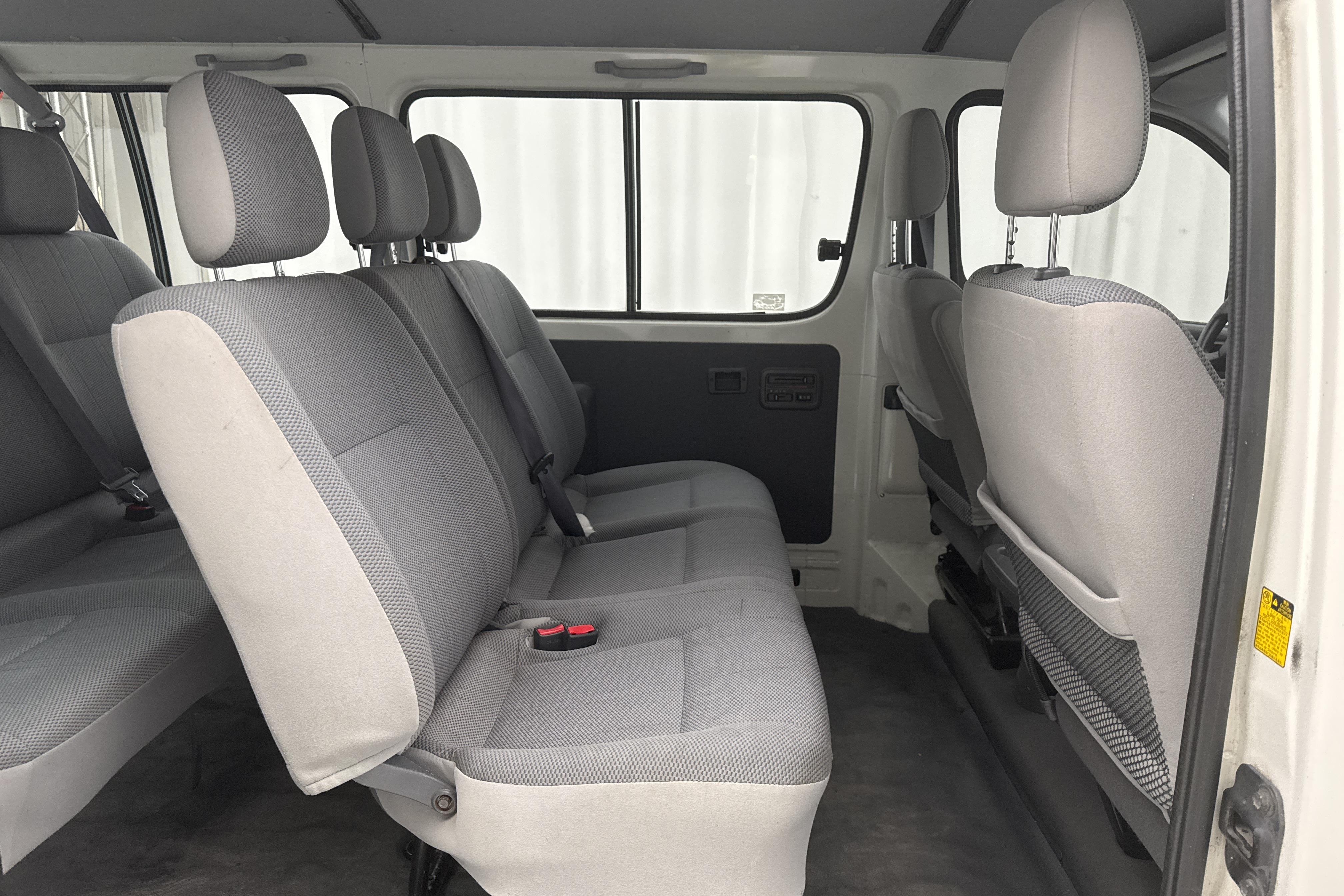 Toyota Hiace 2.5 D-4D (117hk) - 67 260 km - Käsitsi - valge - 2008