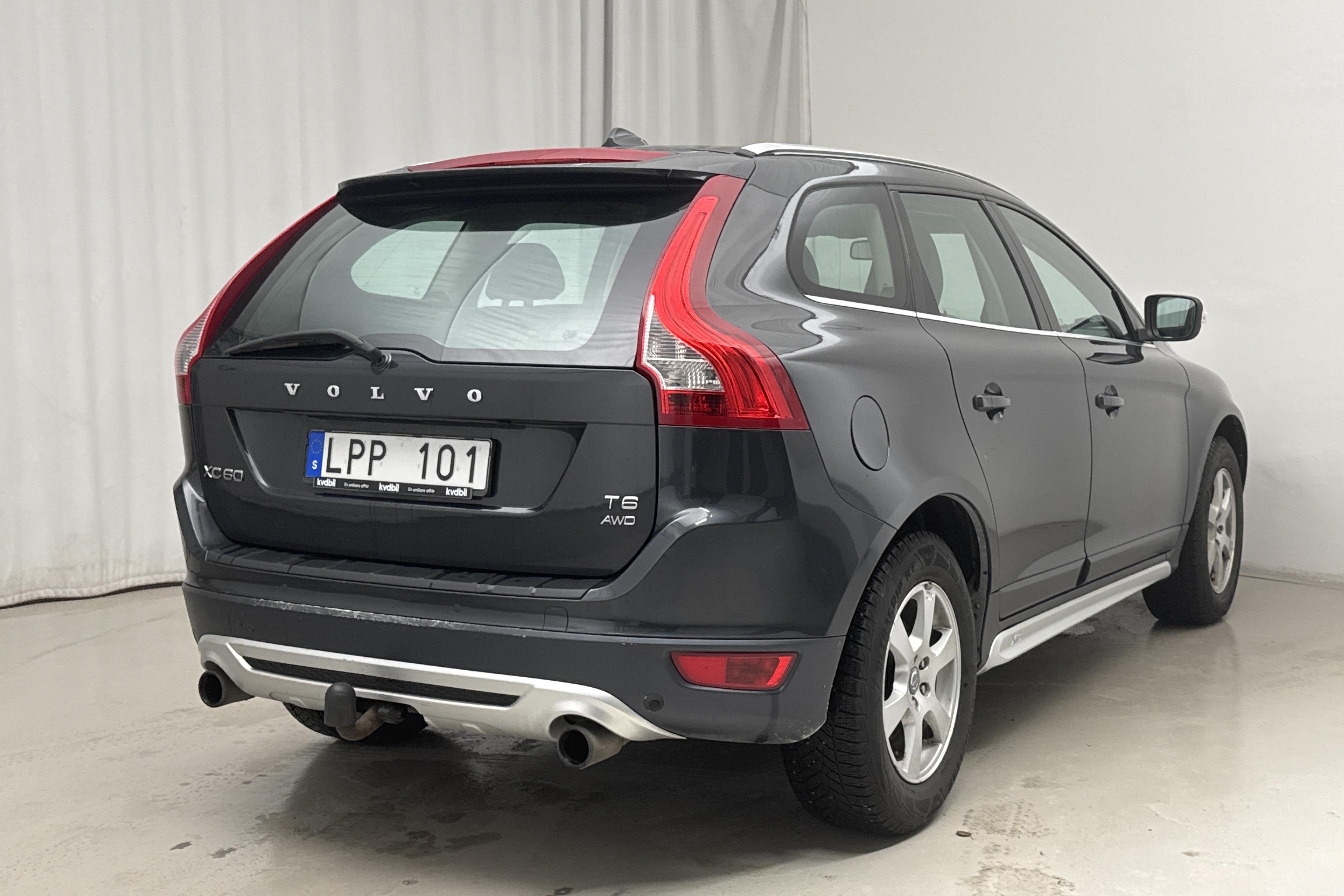 Volvo XC60 T6 AWD (304hk) - 195 810 km - Automaatne - Dark Grey - 2011